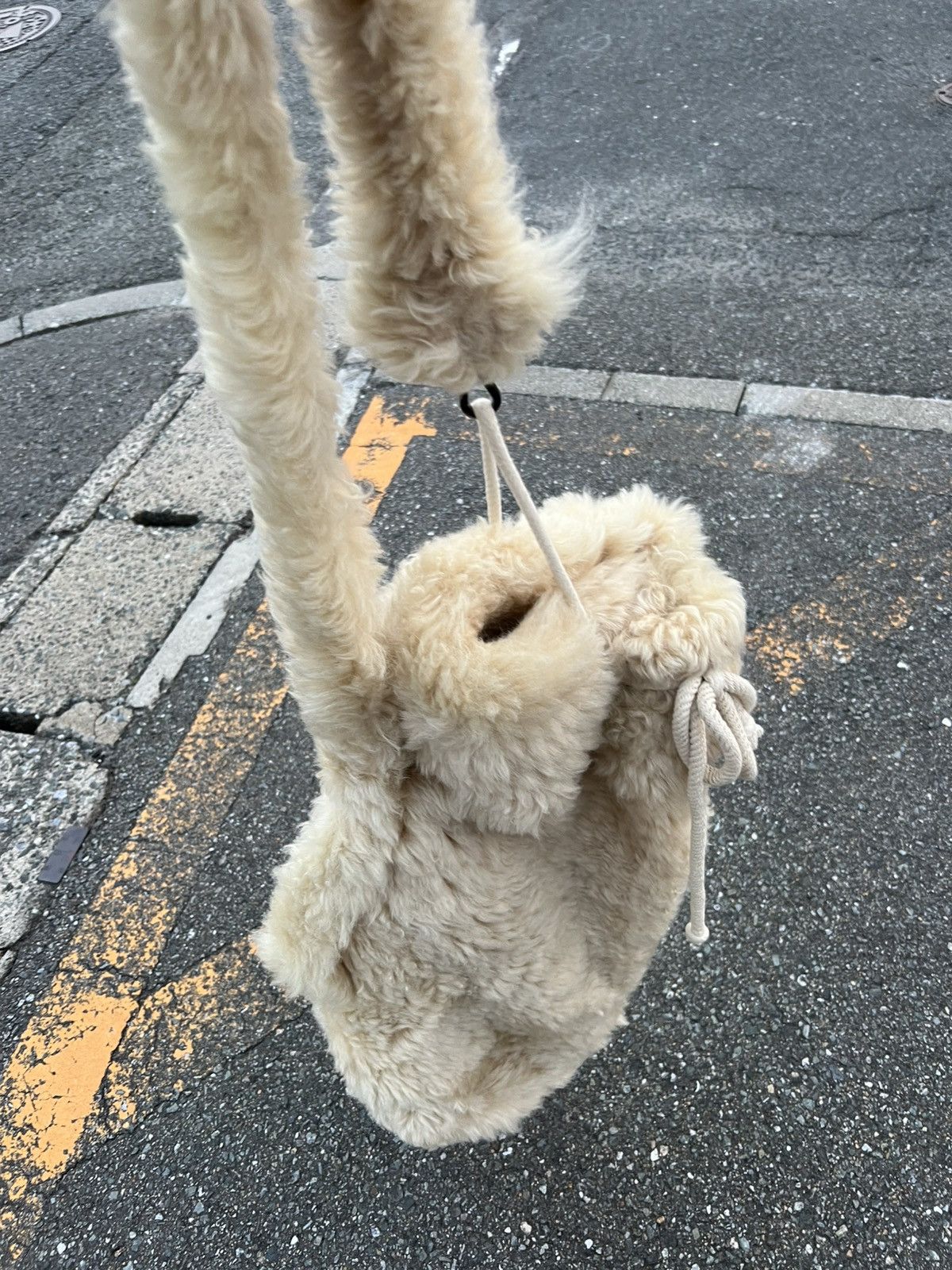 ERL erl Shearling Sling Backpack Size ONE SIZE - 5 Thumbnail