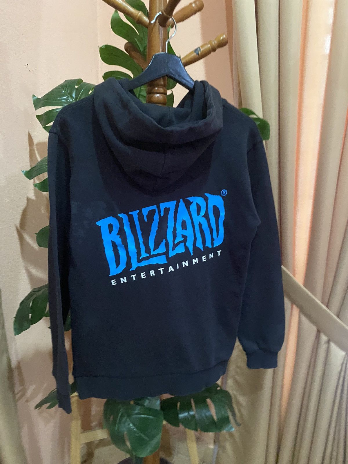 Vintage VINTAGE Y2K BLIZZATD ENTERTAINMENT HOODIE STYLISH GAMING Size US S / EU 44-46 / 1 - 6 Thumbnail