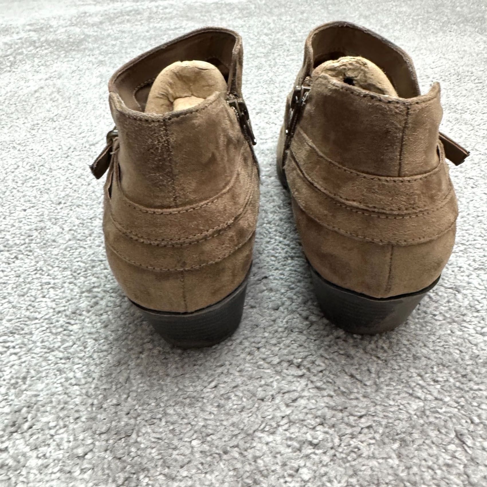 Vintage St. John's Bay Larissa Suede Ankle Boots Womens 10M Brown Buckle Side Zip Bootie Size US 10 / IT 40 - 5 Thumbnail