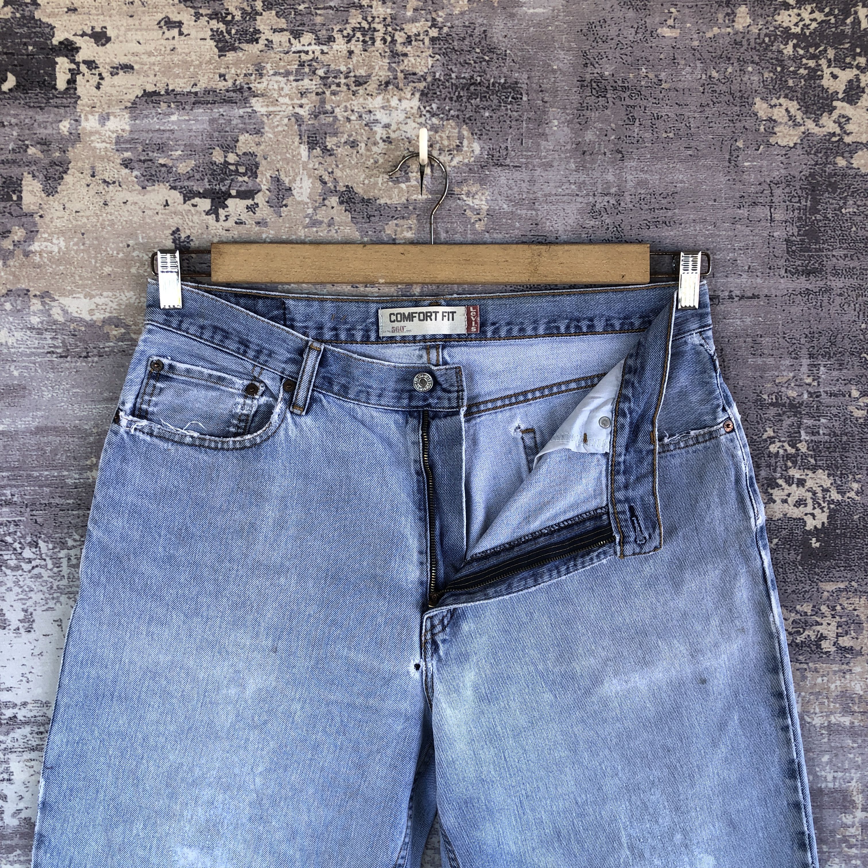 Levi's Vintage Levis 560 Baggy Faded Jeans Levi's Distressed Denim Size US 34 / EU 50 - 5 Thumbnail