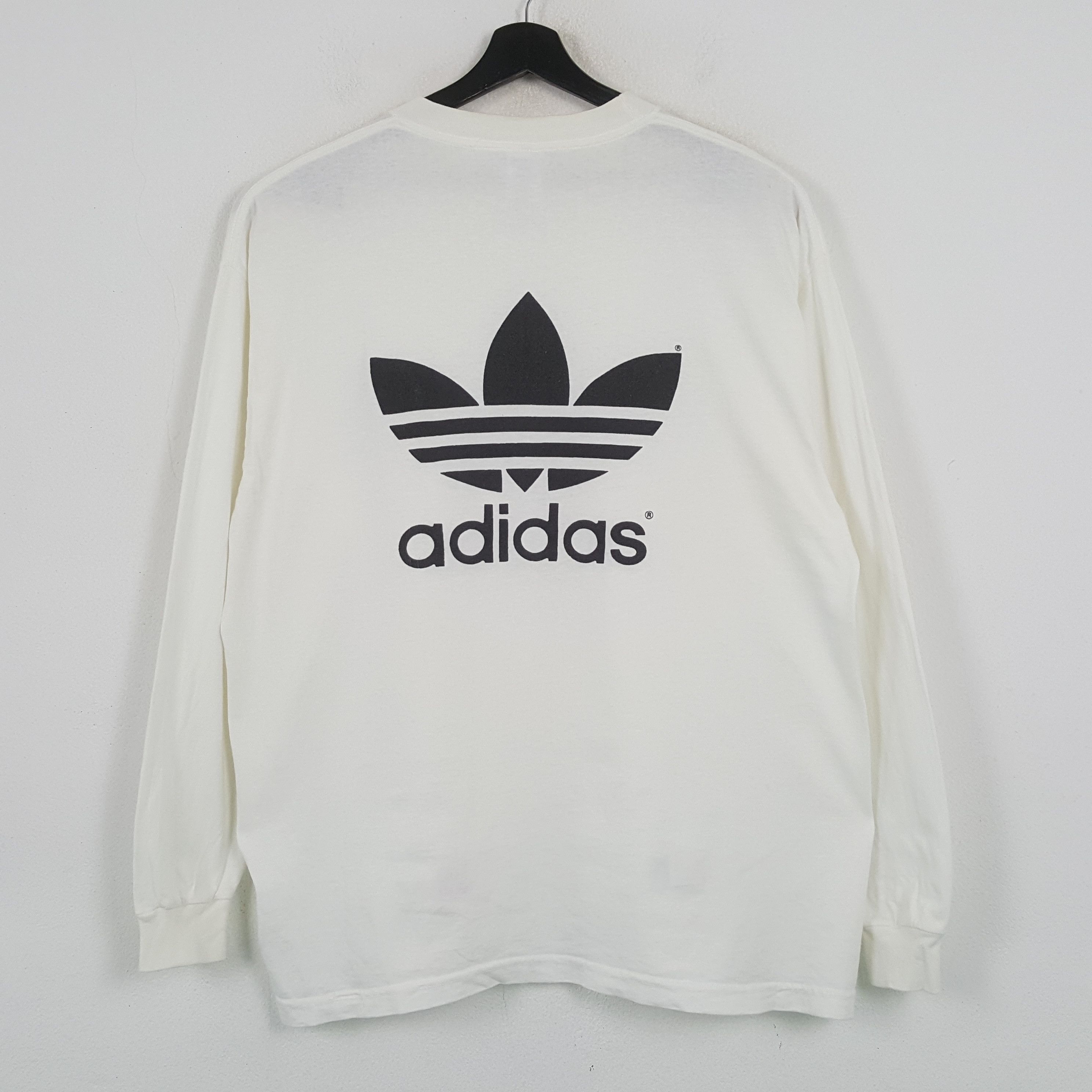 Adidas ADIDAS Big Logo Design Tshirt C285N75 Size US XL / EU 56 / 4 - 3 Thumbnail