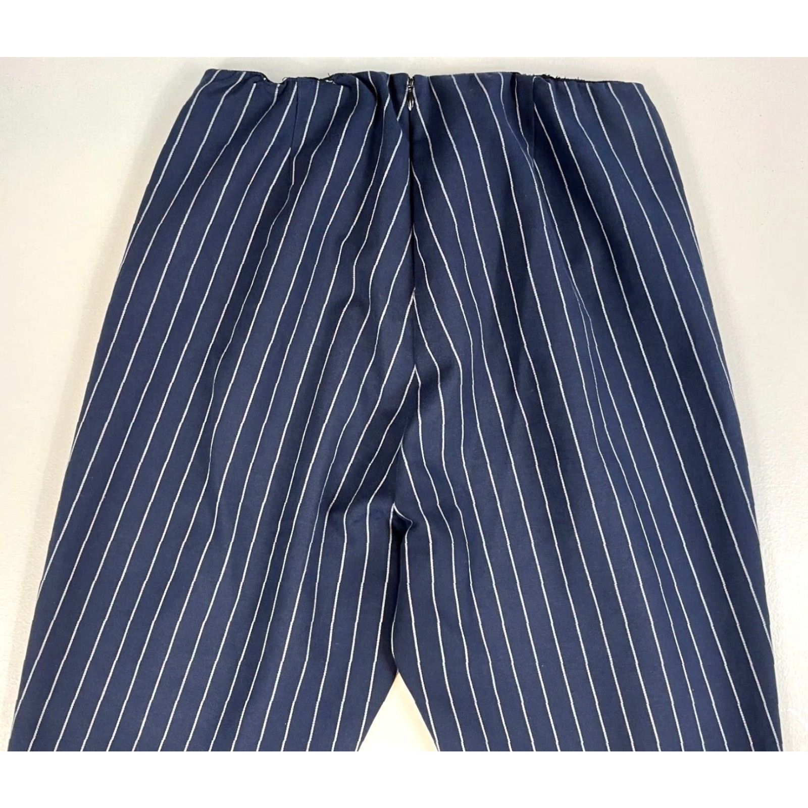 Rag & Bone rag & bone Navy Pin Stripe Pants Women Sz 6 - City Style, Casual, Ankle, Straight Leg, 27in Inseam, Cotton Blend, Made in USA, XS? Size 6. Size 27" / US 4 / IT 40 - 4 Thumbnail