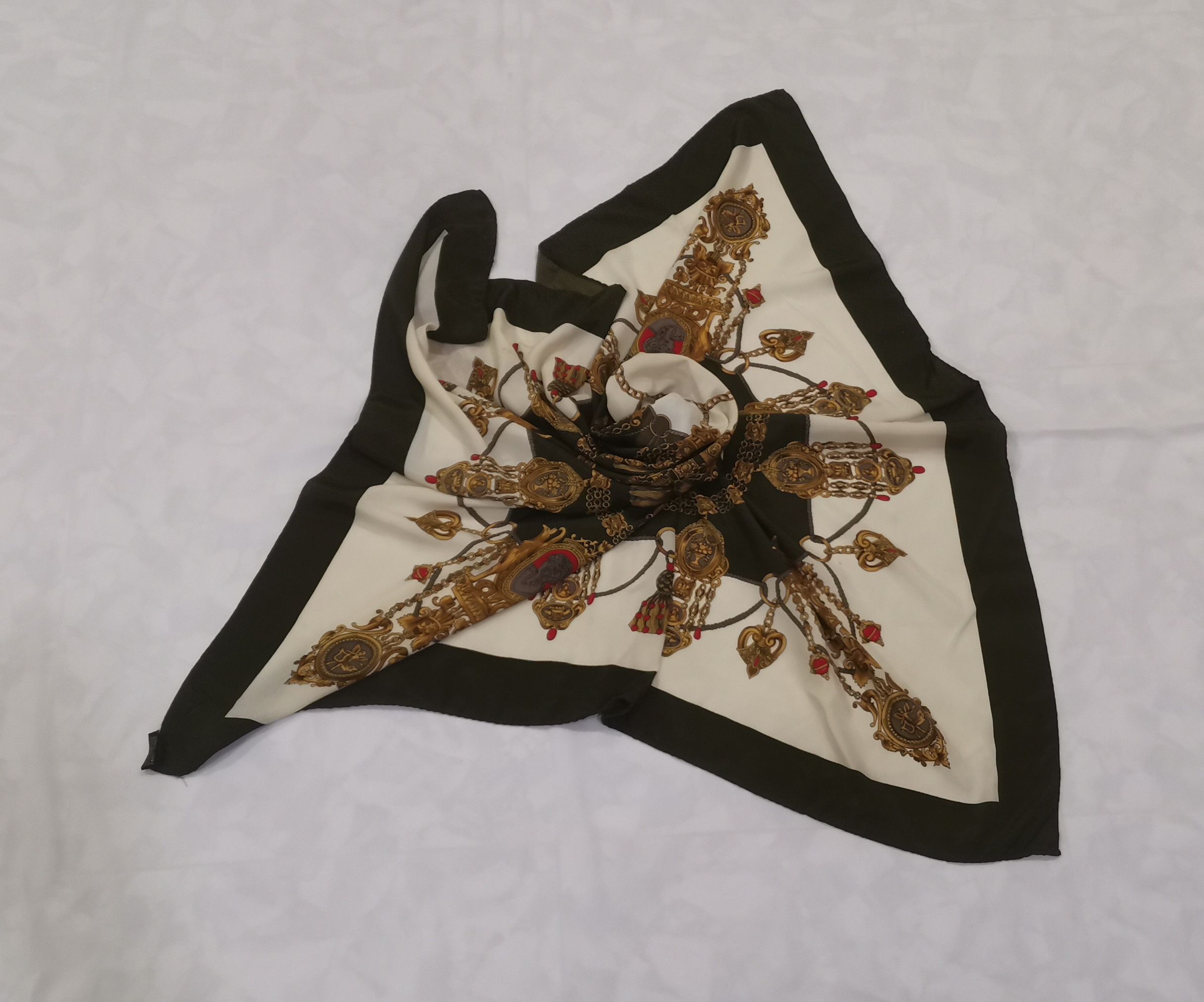 Designer × Vintage Rare vintage luxury scarves nice design Size ONE SIZE - 2 Thumbnail