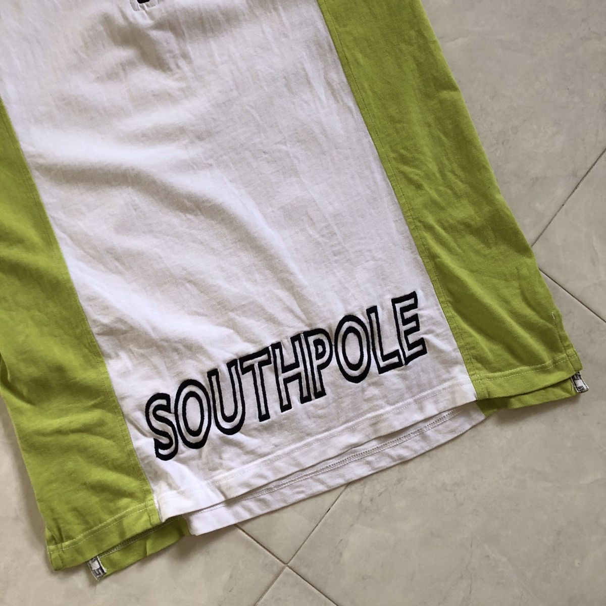 Southpole SOUTHPOLE Rare Design Half Zipper Collar Shirt Size US S / EU 44-46 / 1 - 5 Thumbnail