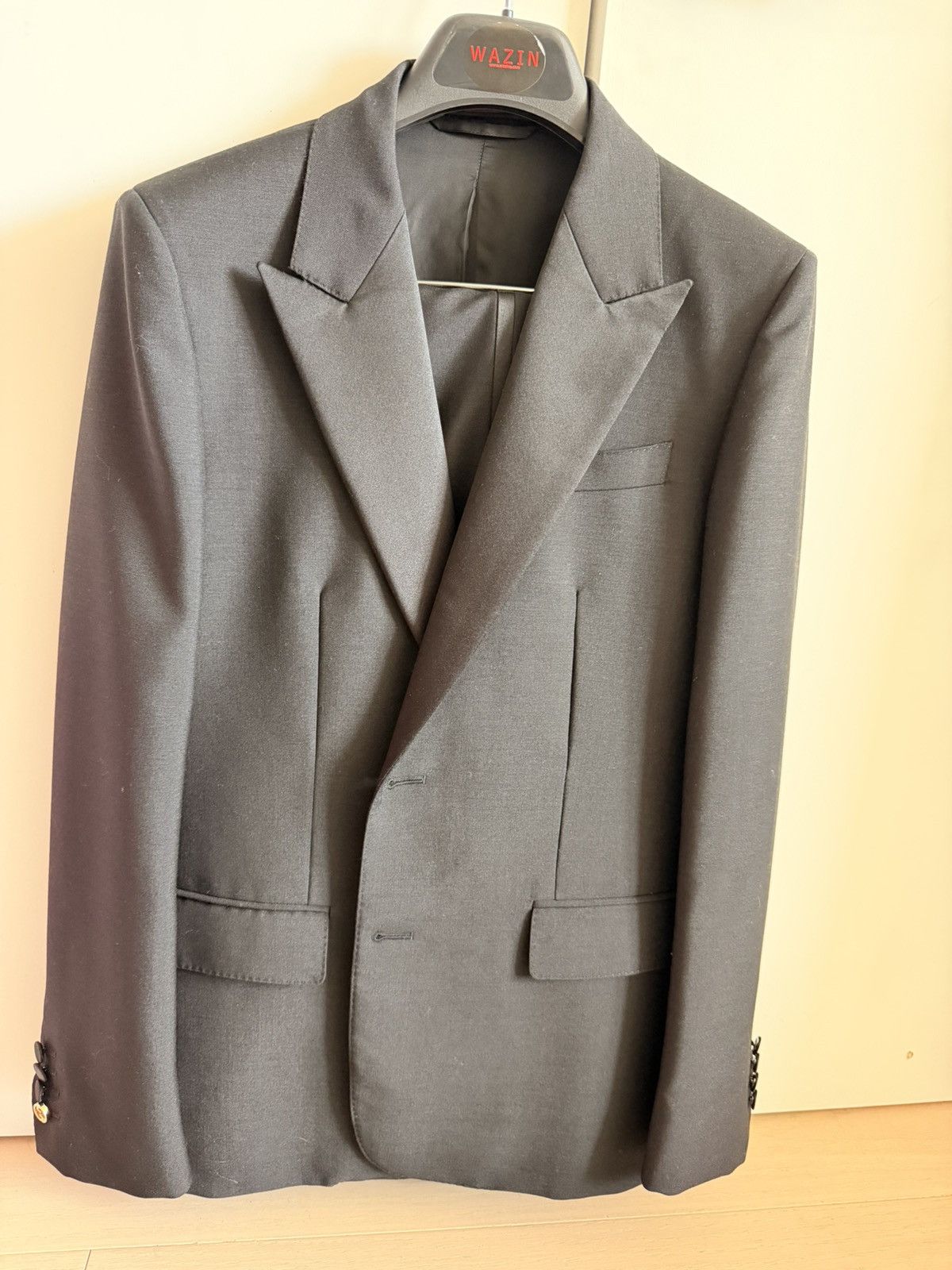 Gucci Gucci Tuxedo Suit - new with tags Size 38R - 1 Thumbnail