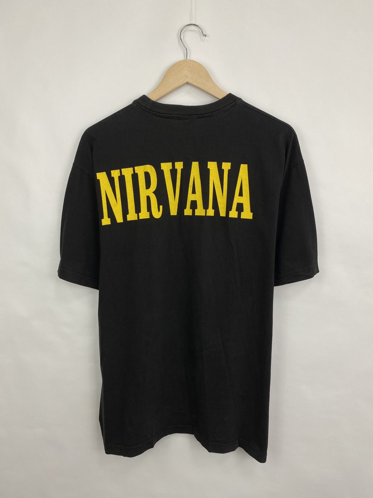 Nirvana Vintage 90s Kurt Cobain Nirvana T-Shirt Rare Retro Hype Y2K Size US M / EU 48-50 / 2 - 7 Thumbnail