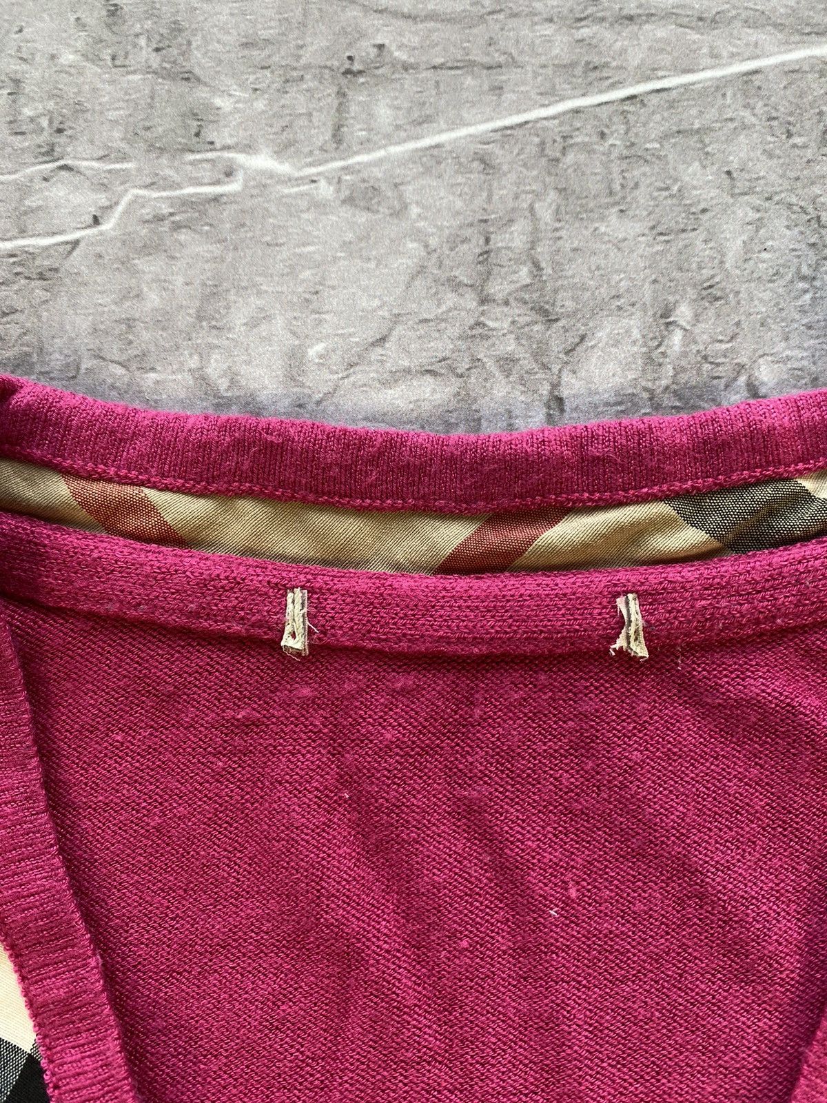 Burberry × Vintage Vintage Burberry London Nova Check V-Neck Women Sweatshirt Size XL / US 12-14 / IT 48-50 - 7 Thumbnail
