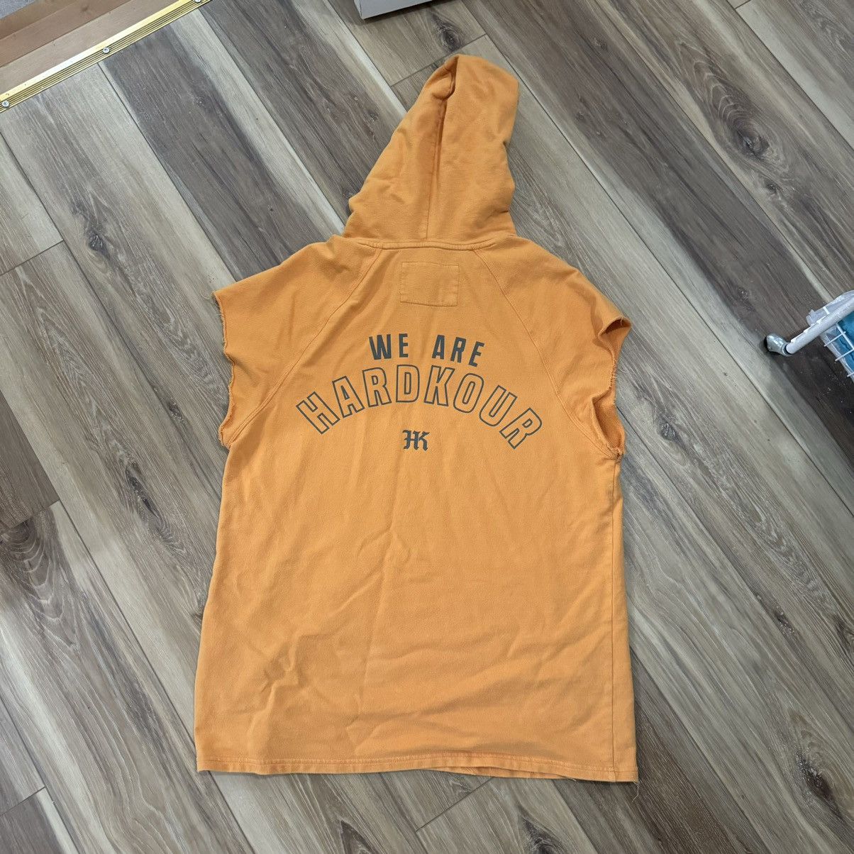 Forever 21 HKP / Forever21 Sleeveless Hooded Sweatshirt Orange Med Used Size US M / EU 48-50 / 2 - 2 Thumbnail
