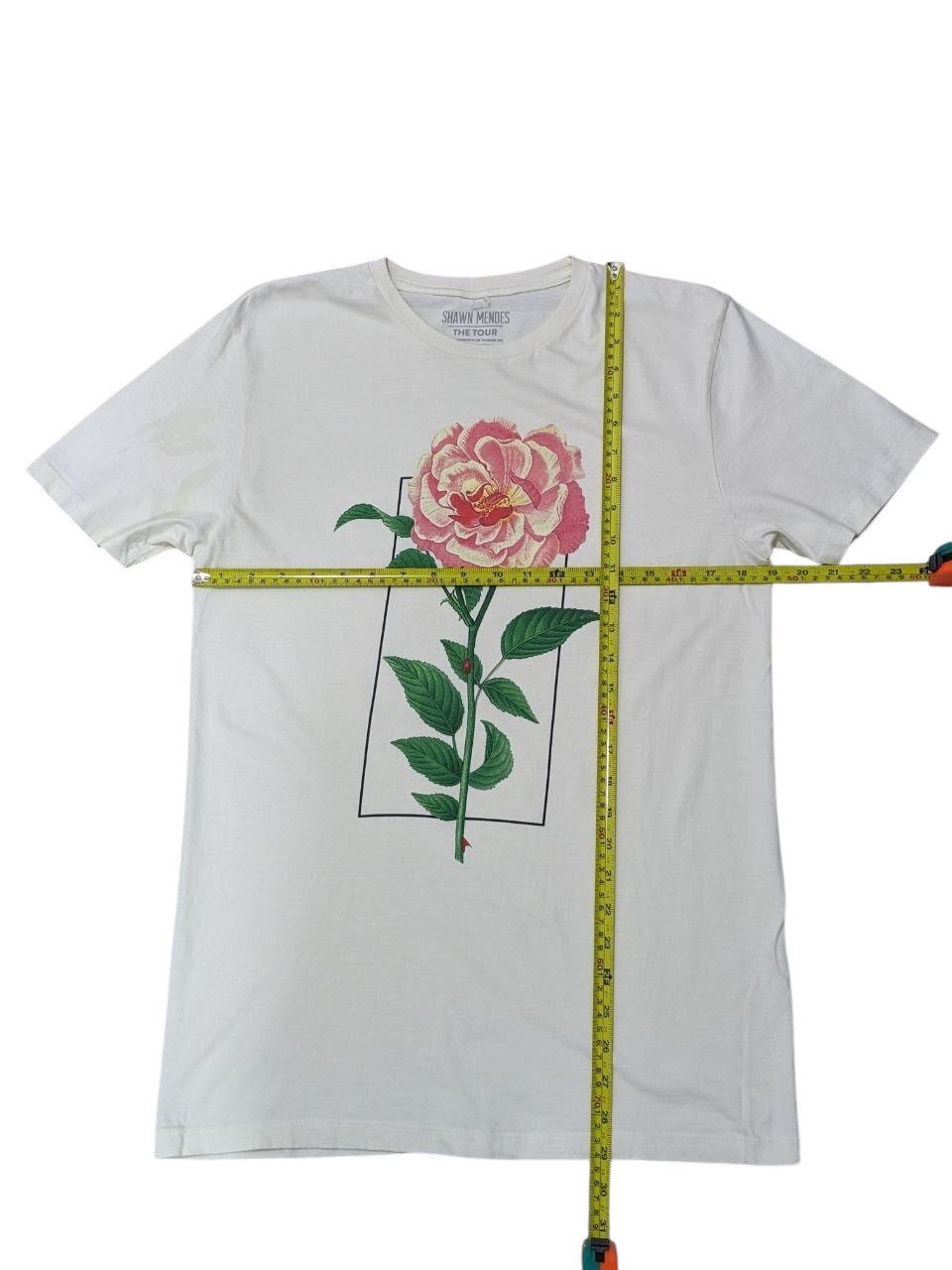 Band Tees SHAWN MENDES THE TOUR 2019 Size US S / EU 44-46 / 1 - 3 Thumbnail