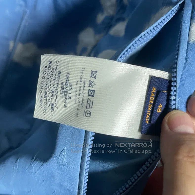 Louis Vuitton Louis Vuitton Blue sky and white clouds are full of assaul Size US M / EU 48-50 / 2 - 4 Thumbnail