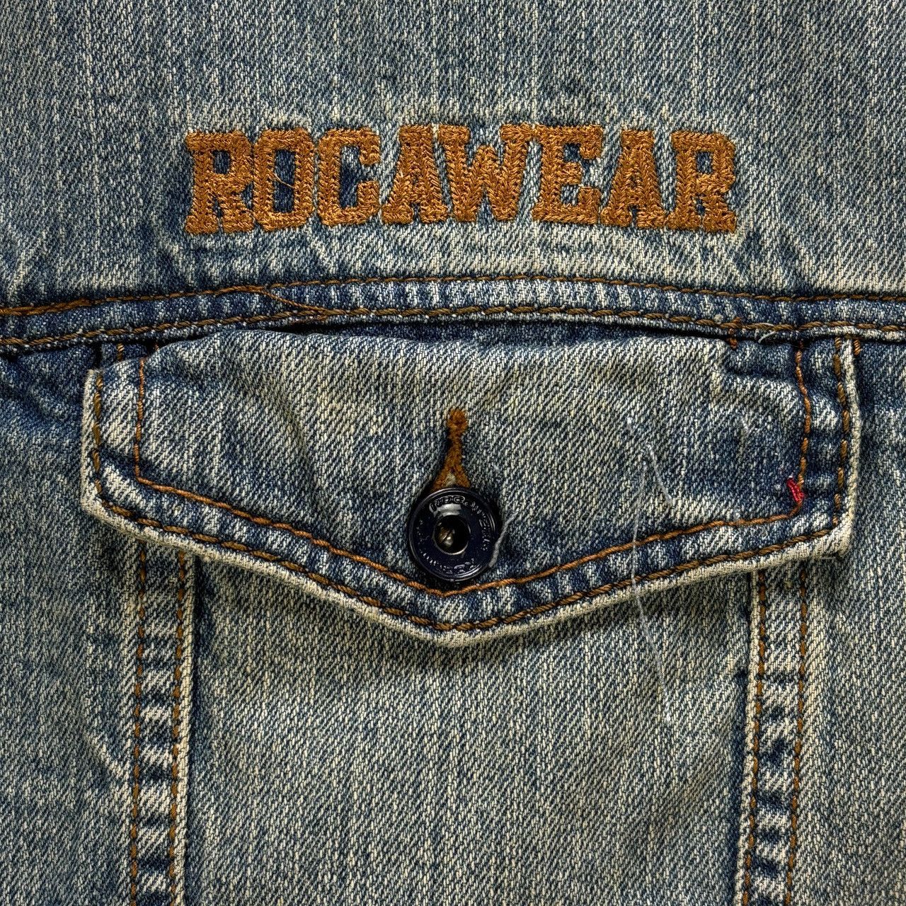 Rocawear Vintage Y2K Rocawear Men's Blue 3XL Denim Jean Jacket Size US XXL / EU 58 / 5 - 2 Thumbnail
