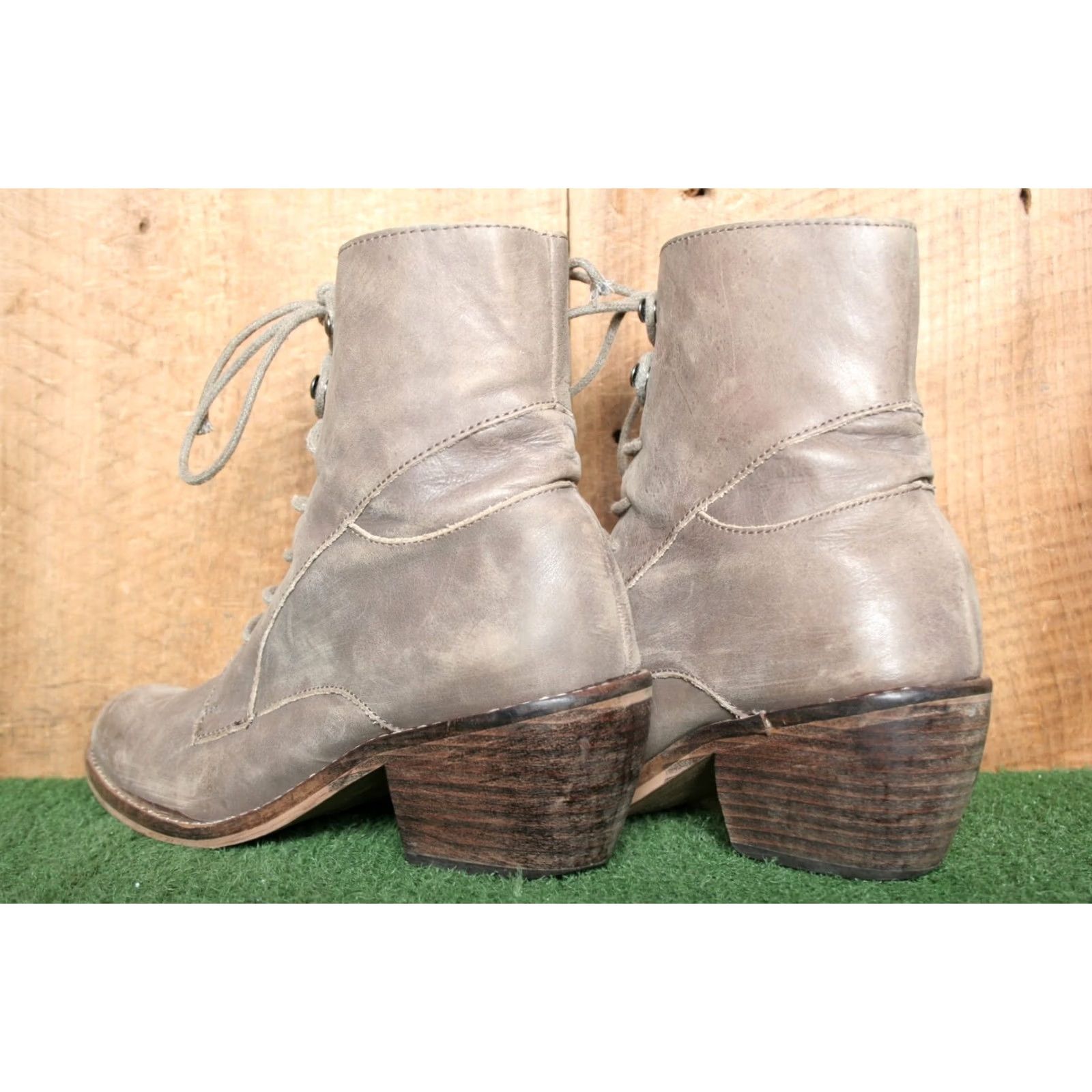 Vintage MTNG Felicity Leather Bootie Brown Square Toe Ankle Lace Up Mid Heel Women EU 37 US 6.5 MTNG Originals Felicity Boots Size US 7 / IT 37 - 3 Thumbnail