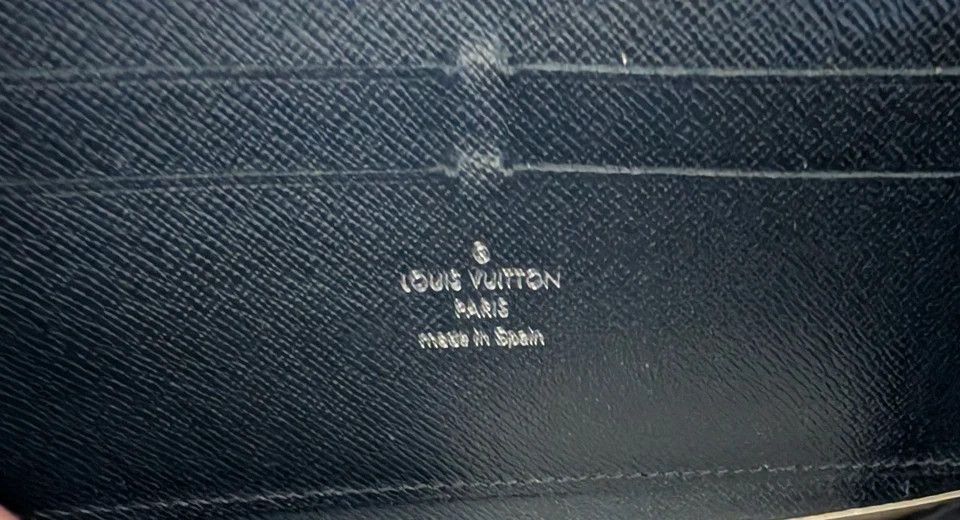 Louis Vuitton LOUIS VUITTON Epi Zippy Wallet Black Leather CA4111 Size ONE SIZE - 3 Thumbnail