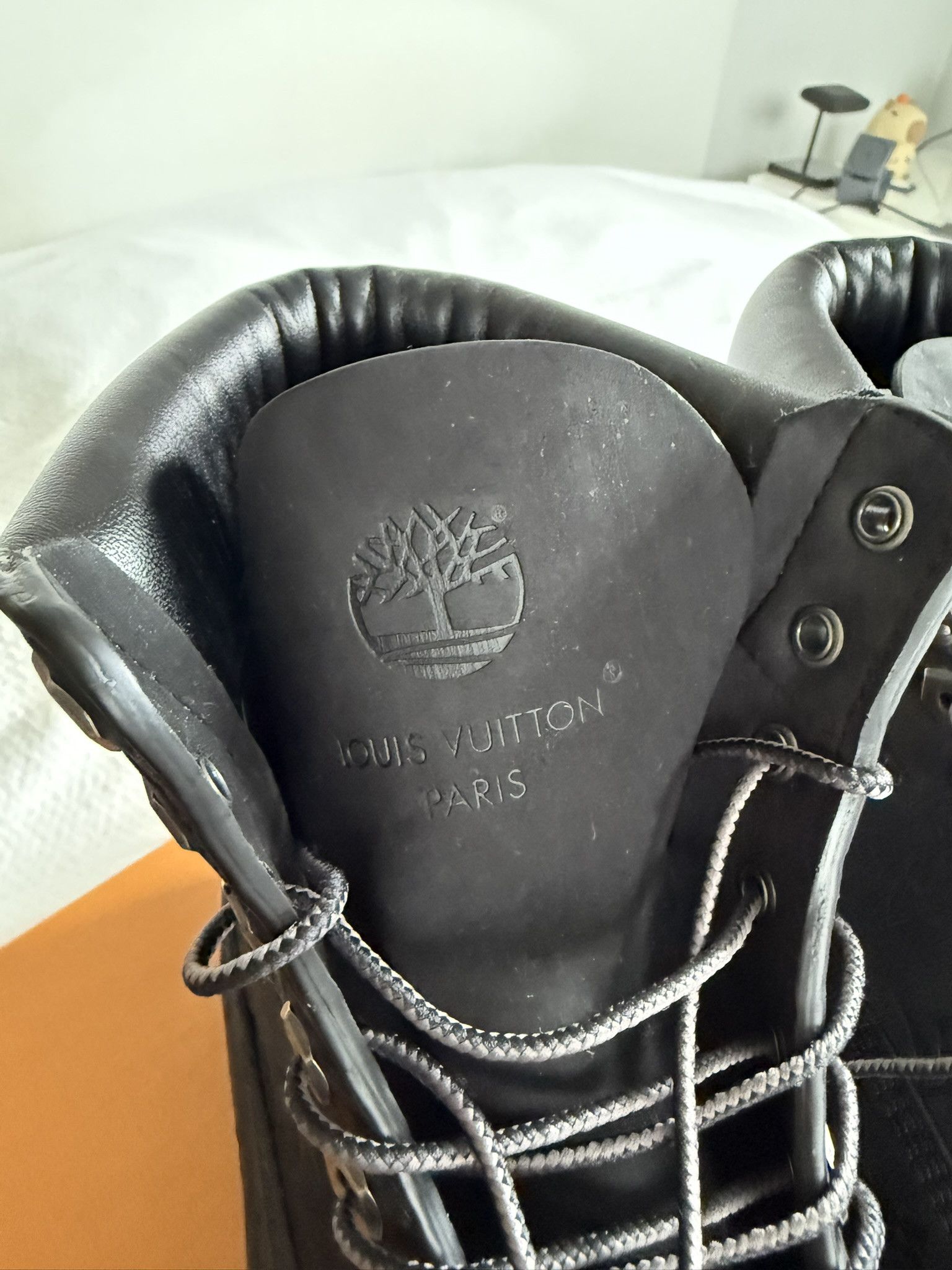 Louis Vuitton × Timberland Louis Vuitton Timberland 6" Ankle Boot Black Monogram Size US 10 / EU 43 - 5 Thumbnail