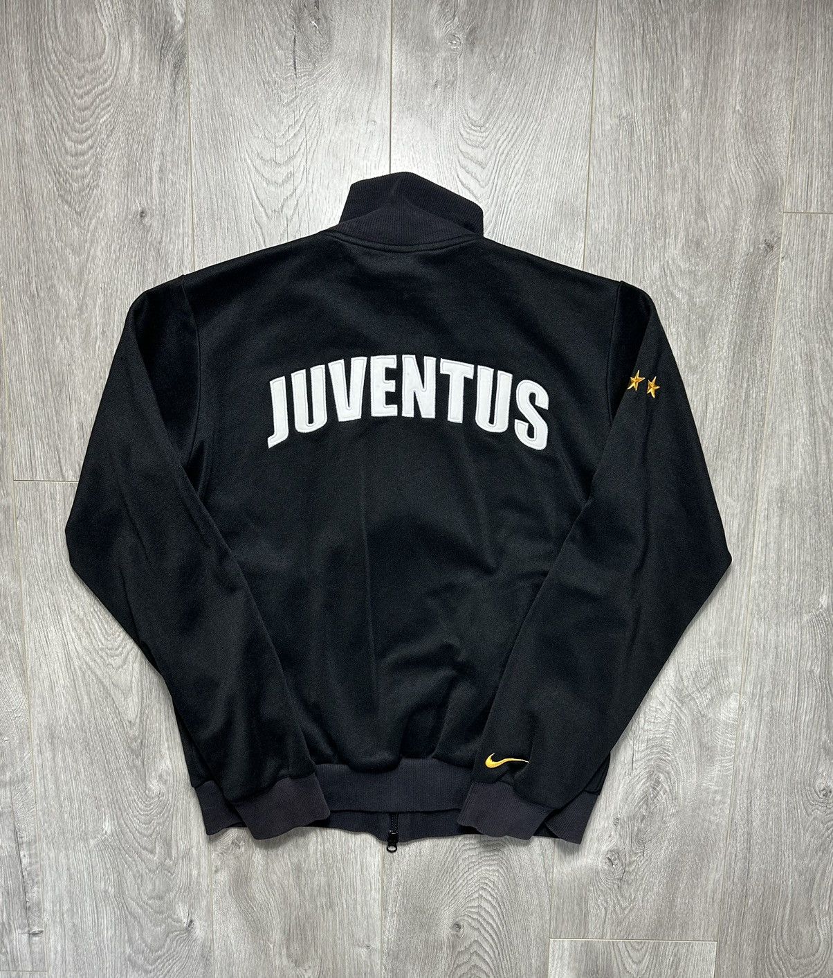 Adidas × Vintage Vintage Juventus Track Top Jacket Football Training 2000s Size US L / EU 52-54 / 3 - 2 Thumbnail