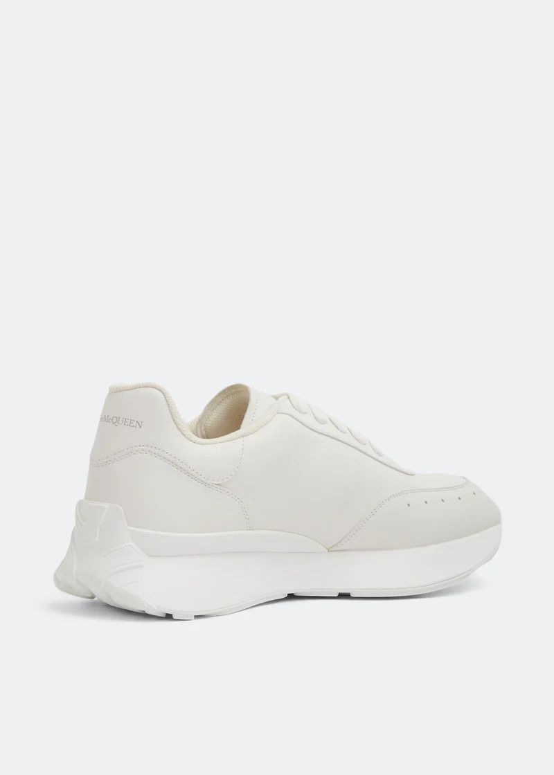 Alexander McQueen o1w1db10725 Sprint Runner in White Size US 9.5 / EU 42-43 - 3 Thumbnail