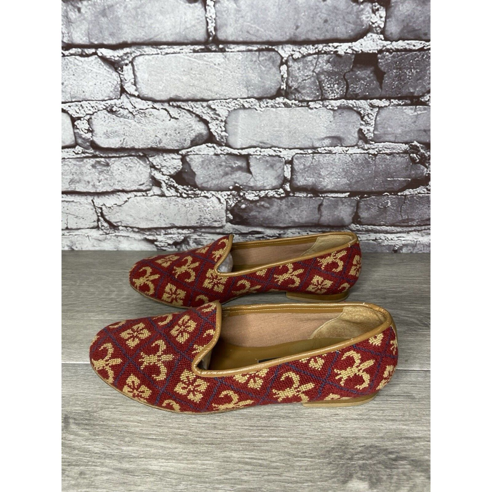 Other Zalo Red Fabric Gold Pattern Slip On Needle Loafers Shoes Wo Size US 7.5 / IT 37.5 - 17 Thumbnail