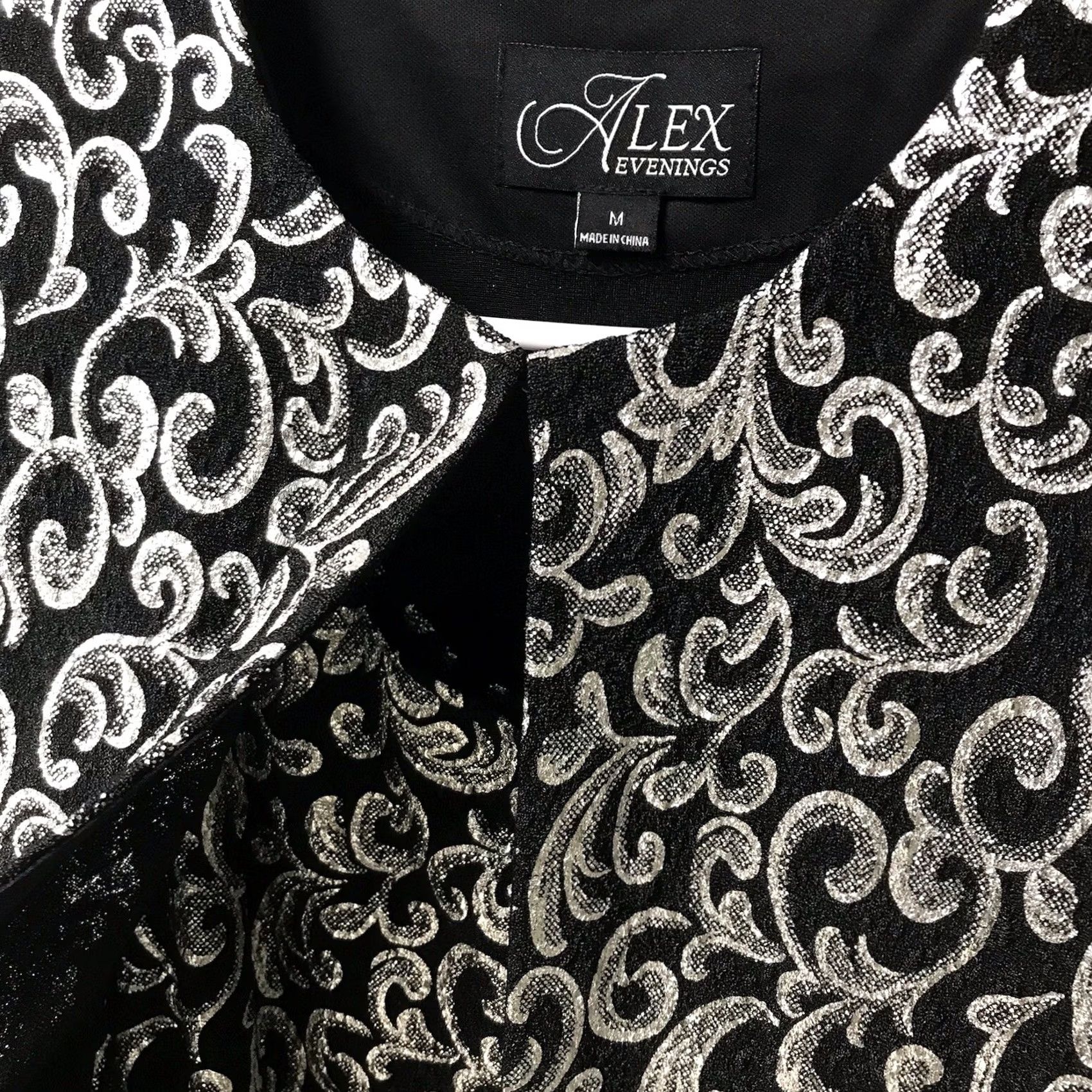 Alex Evenings Alex Evenings Women Black/Silver Shimmer Royal Damask Scoop Neck Tank Top & 3/4 Sleeve Hook Neck Jacket Twinset 2 PC Set M Size M / US 6-8 / IT 42-44 - 4 Thumbnail