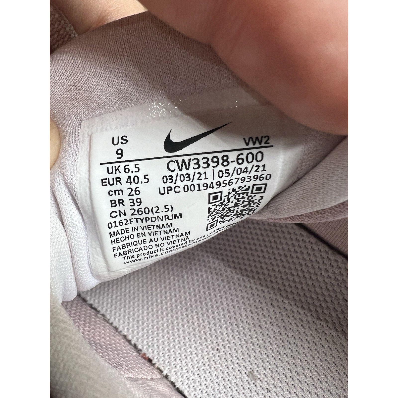 Nike Nike Women's Air Max Bella TR4 Size 9 Size US 9 / IT 39 - 7 Thumbnail