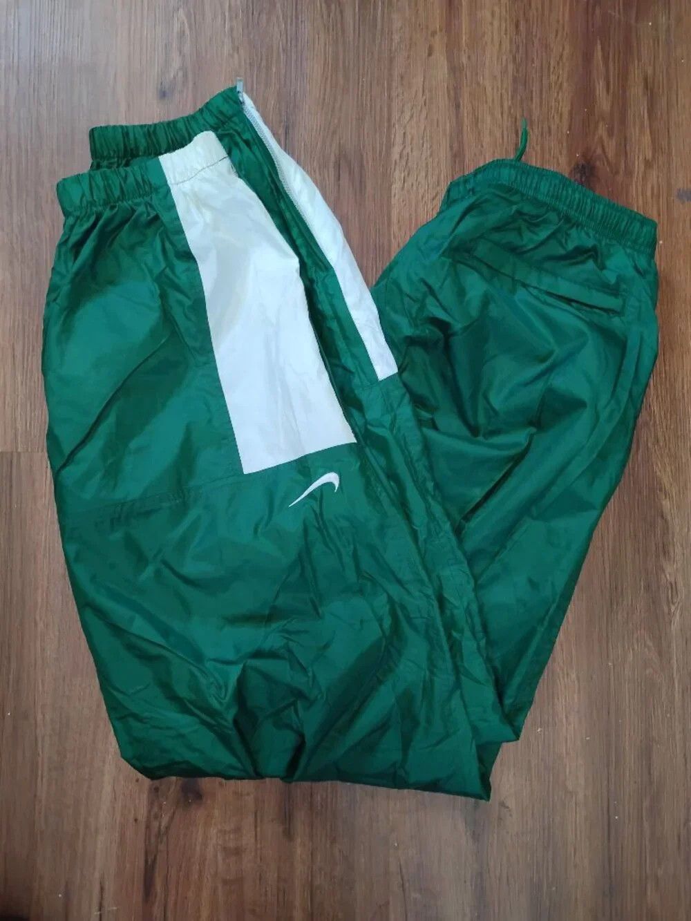 Nike Vintage Nike Team Mesh Lined Wind Pants Joggers Trainers Size US 32 / EU 48 - 1 Thumbnail