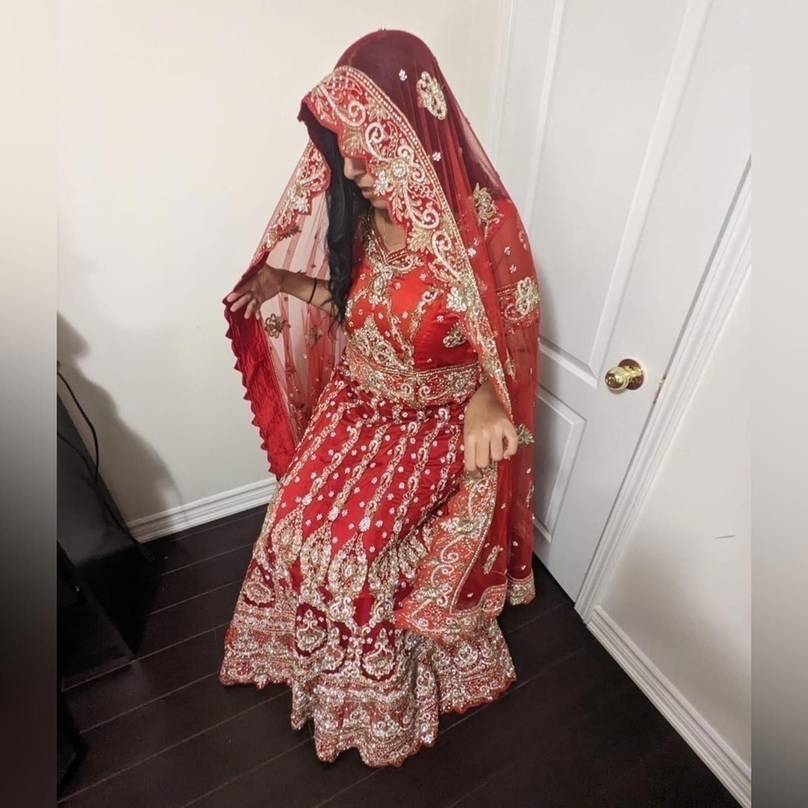 Designer Luxury Bridal Pakistani/ Indian Lehenga w Dupatta Size M / US 6-8 / IT 42-44 - 9 Thumbnail