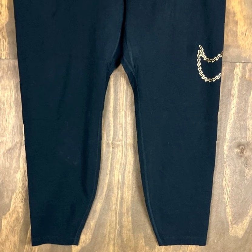 Nike Nike Womens Pants Black Gold Pull On High Rise Crop Leggings 1X Modern Activewear Women Leggings Slim Fit Black Gold 1X Size 40" / US 18 - 3 Thumbnail