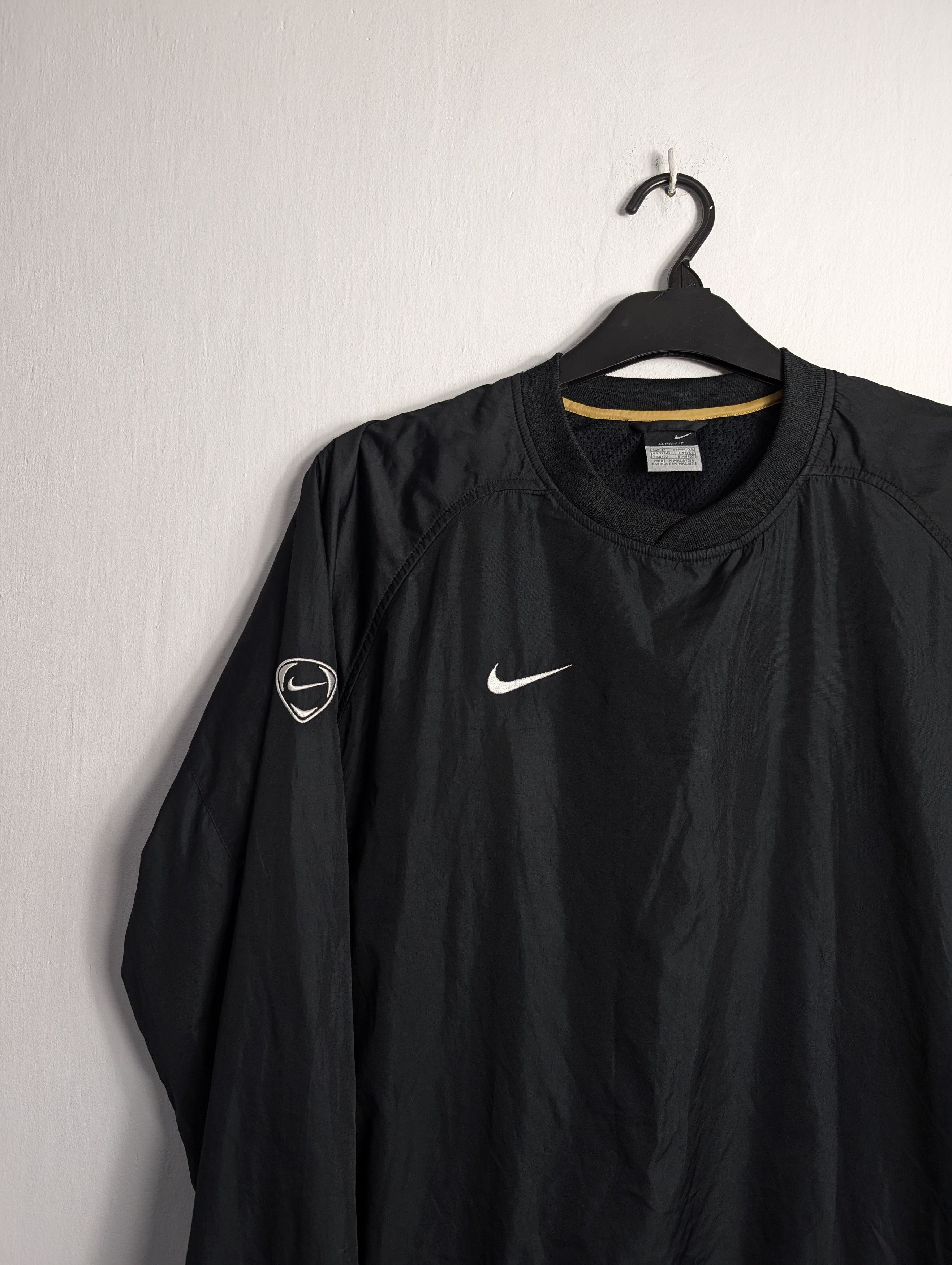 Nike × Vintage Vintage Nike Light Windbreaker Jacket 00s y2k Size US M / EU 48-50 / 2 - 2 Thumbnail