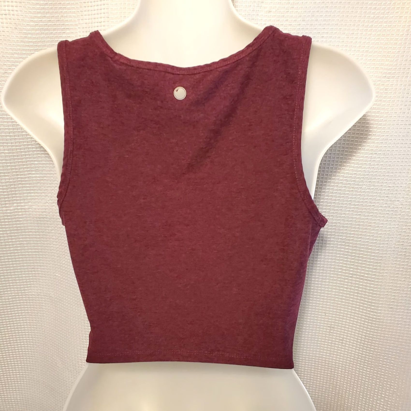 Vintage Yogalicious Lux Cropped Tank Top Burgundy Athletic Workout Yoga Twist Front Sz S Womens Size S / US 4 / IT 40 - 2 Thumbnail