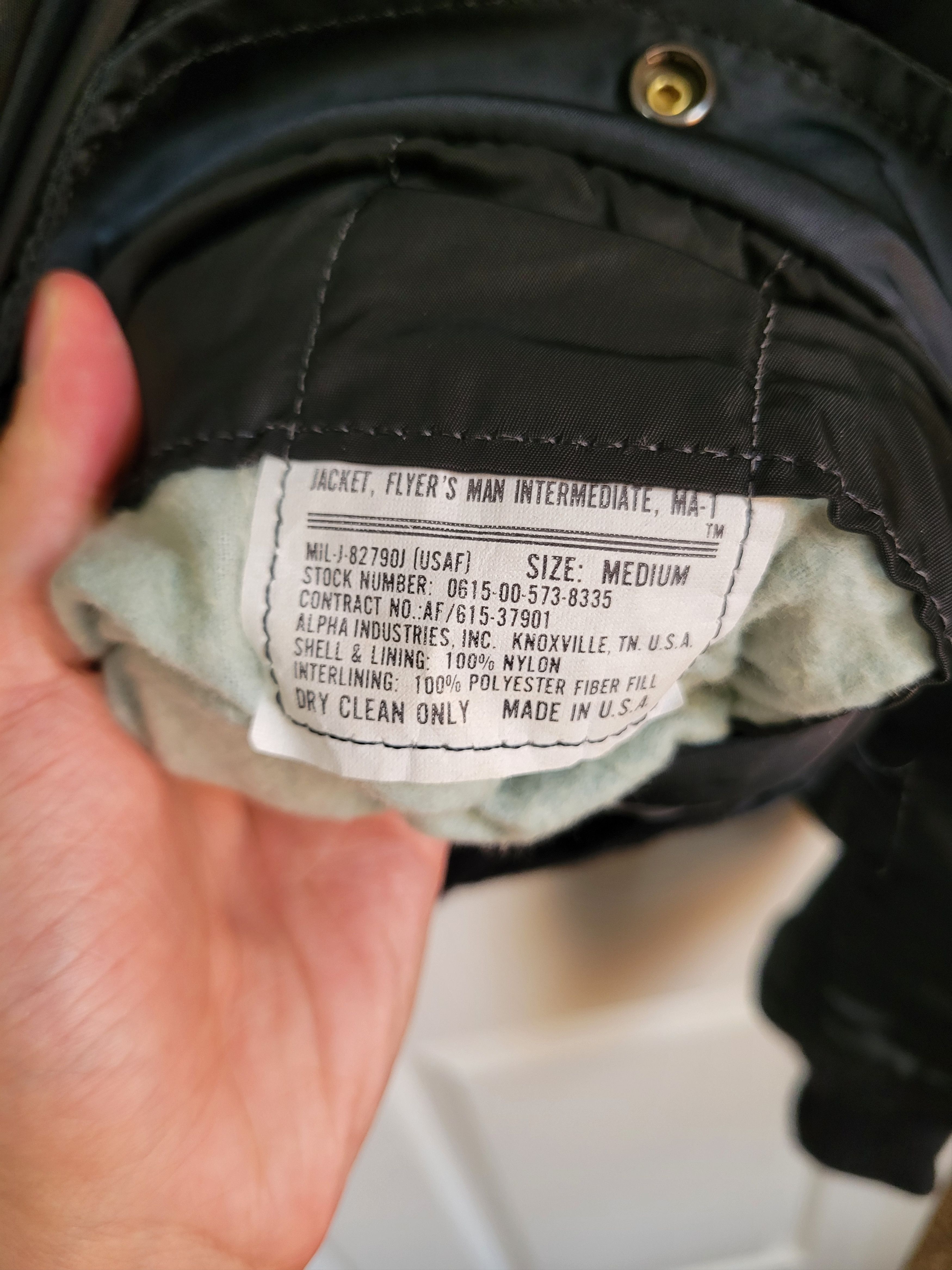 Vintage Vintage 90s Alpha Industries Bomber Made in USA Size US M / EU 48-50 / 2 - 5 Thumbnail