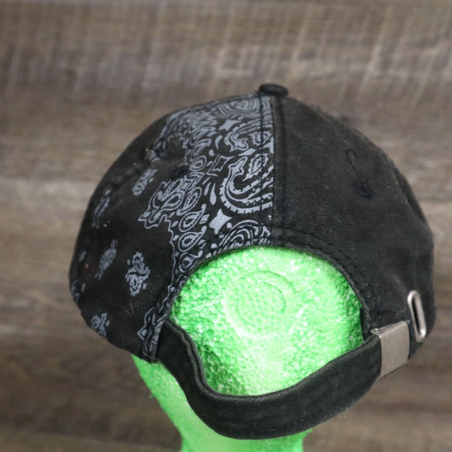 Vintage Bush Gardens Hat Baseball Cap Adult Adjustable Black Men's Adjustable Hat Cap 3D Logo Outdoor Casual Street Style Size ONE SIZE - 4 Thumbnail