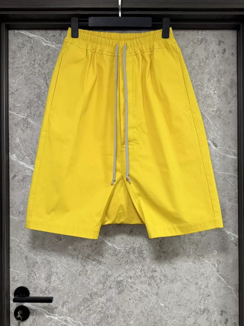 Rick Owens Rick Owens Yellow Shorts for Men Size US 34 / EU 50 - 1 Thumbnail