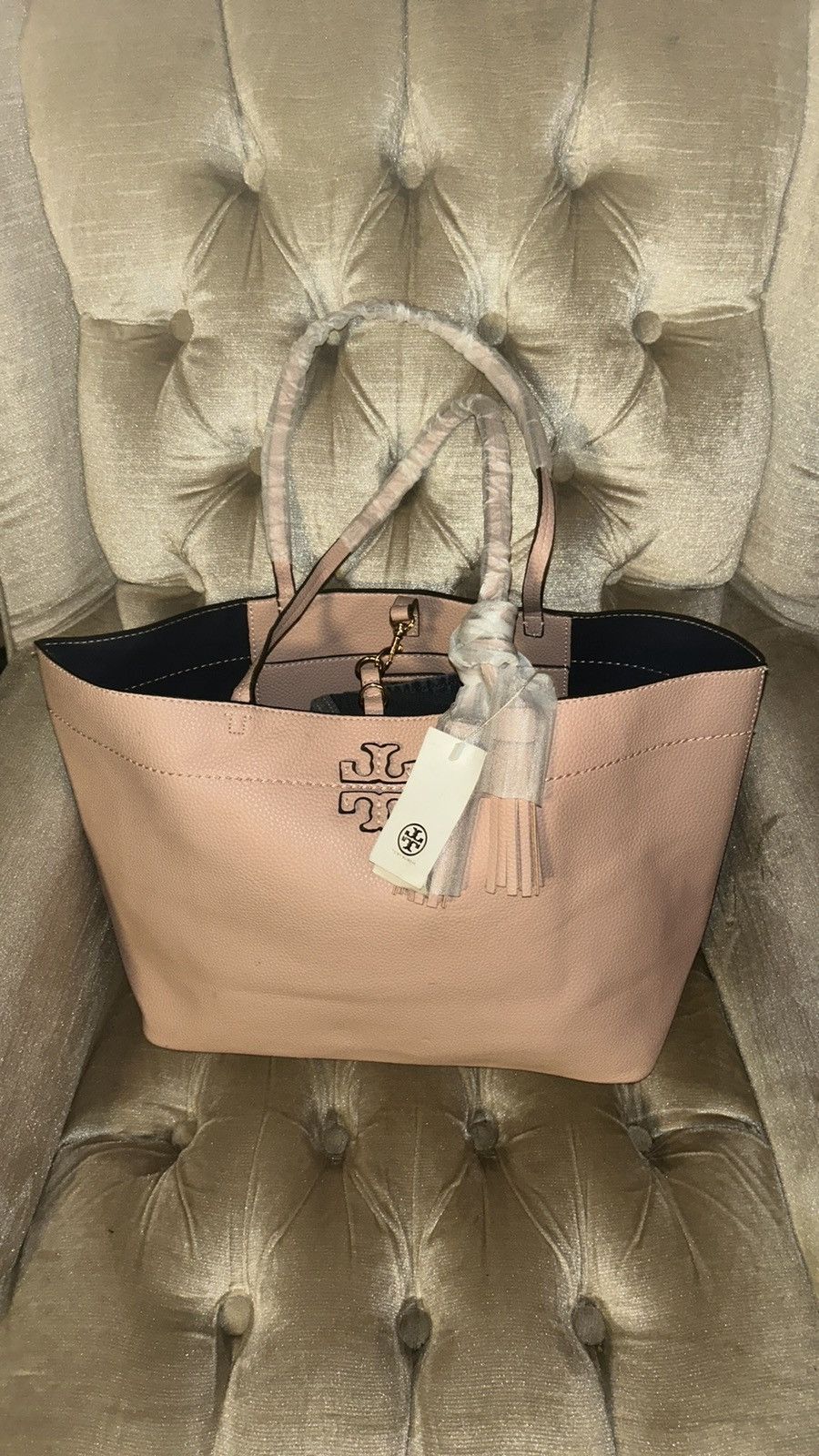 Tory Burch Brand New Torrey Burch Size ONE SIZE - 1 Thumbnail