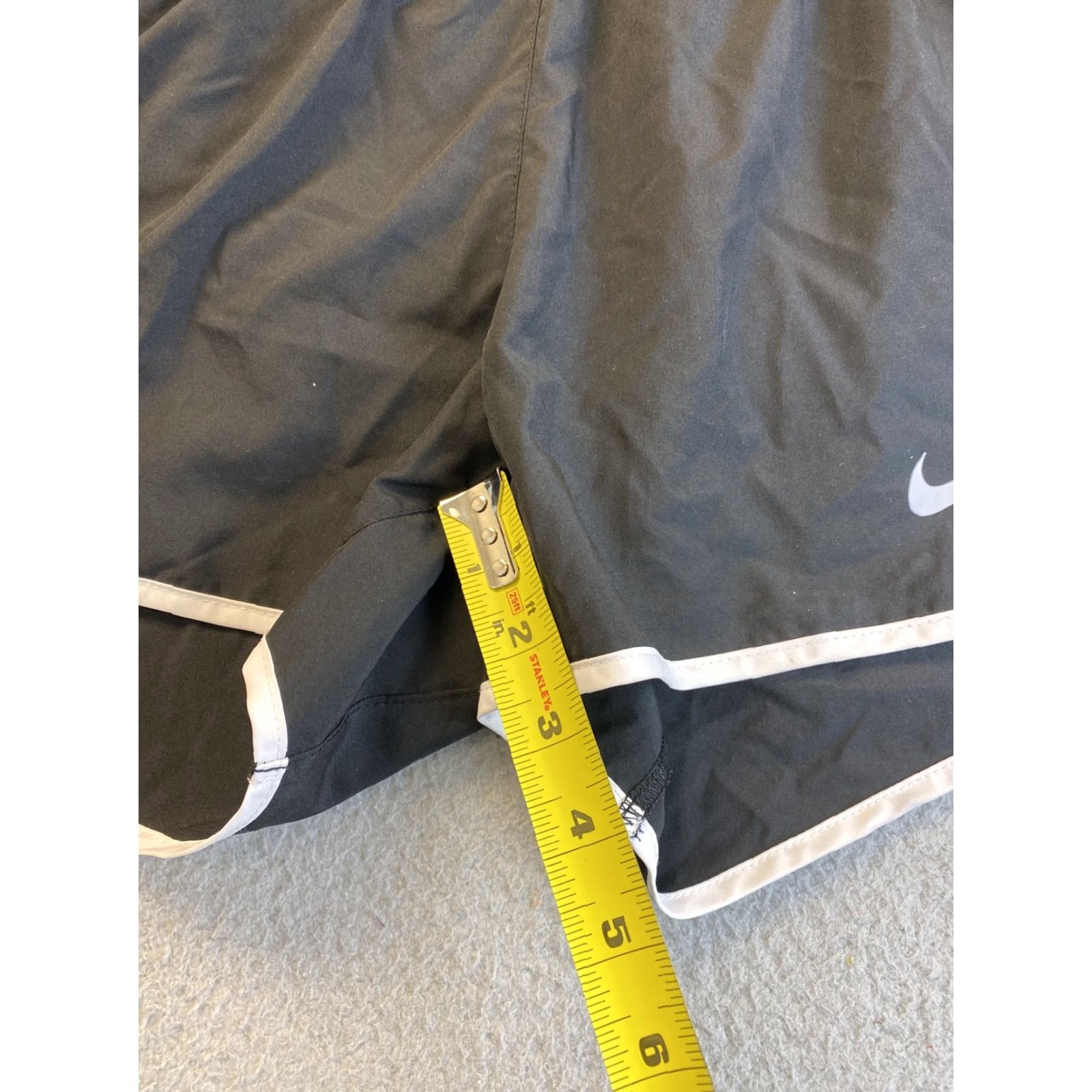 Nike Nike Women black Athletic Shorts M /34-65 Size 32" / US 10 / IT 46 - 7 Thumbnail