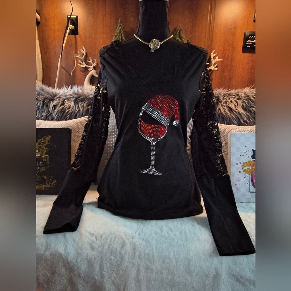 The Unbranded Brand Black Lace Sleeve Top with Wine Glass Design Size S / US 4 / IT 40 - 1 Thumbnail