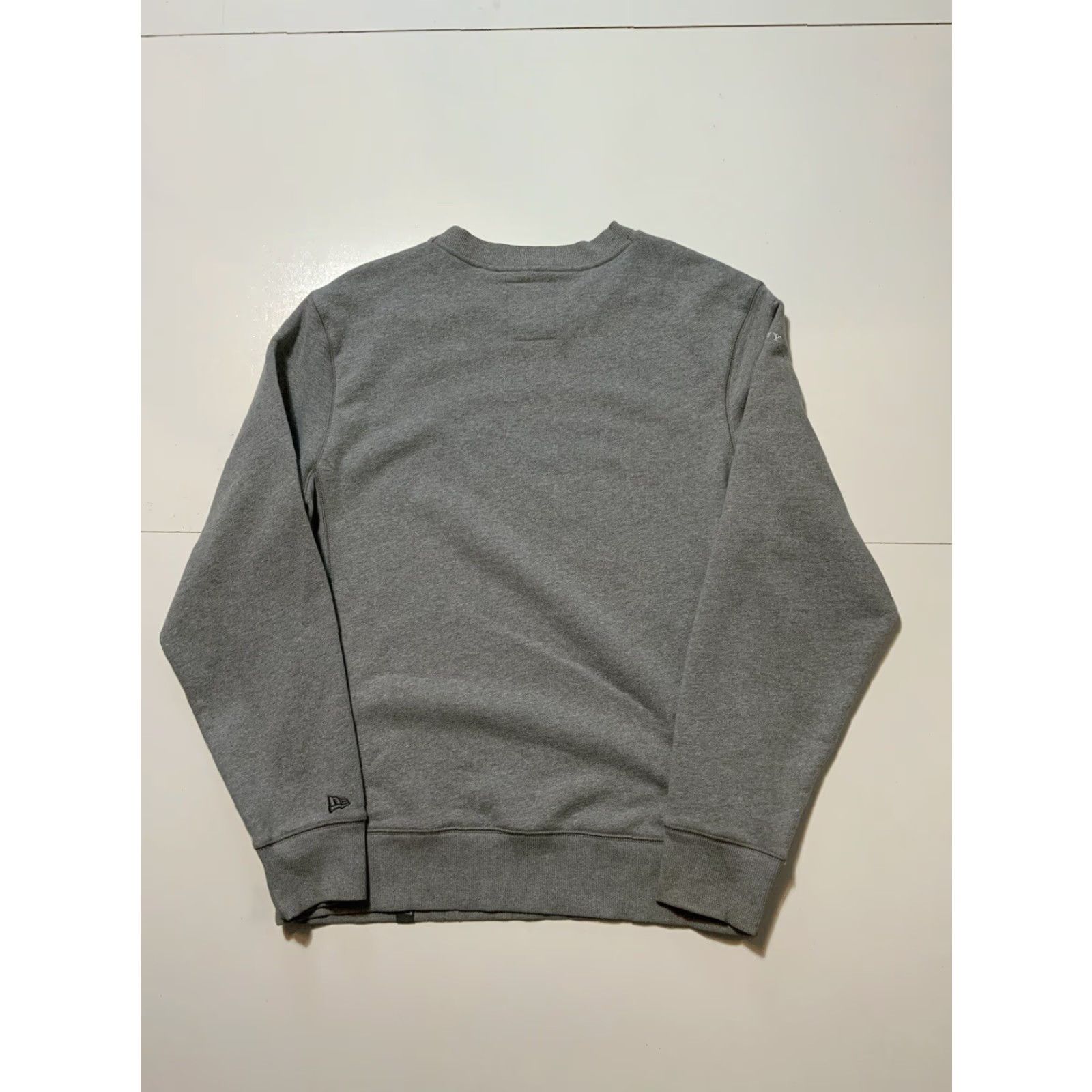 New Era VINTAGE New Era Sony SXSW 2018 Wow Studio Crewneck Sweatshirt L Gray Mens Size US L / EU 52-54 / 3 - 3 Thumbnail