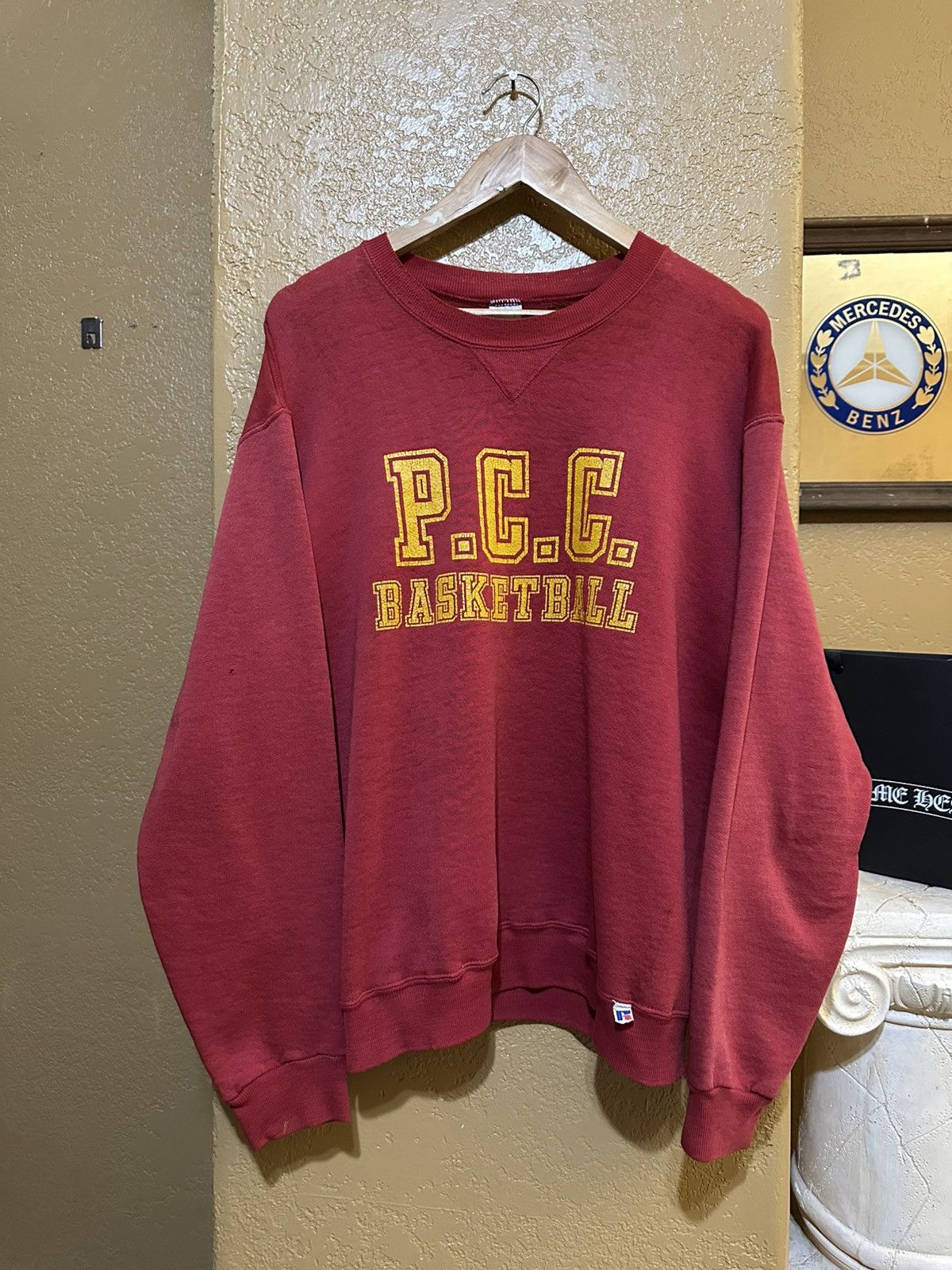 Russell Athletic × Vintage distressed Vintage 80s Russell PCC Basketball Crewneck Size US L / EU 52-54 / 3 - 1 Thumbnail