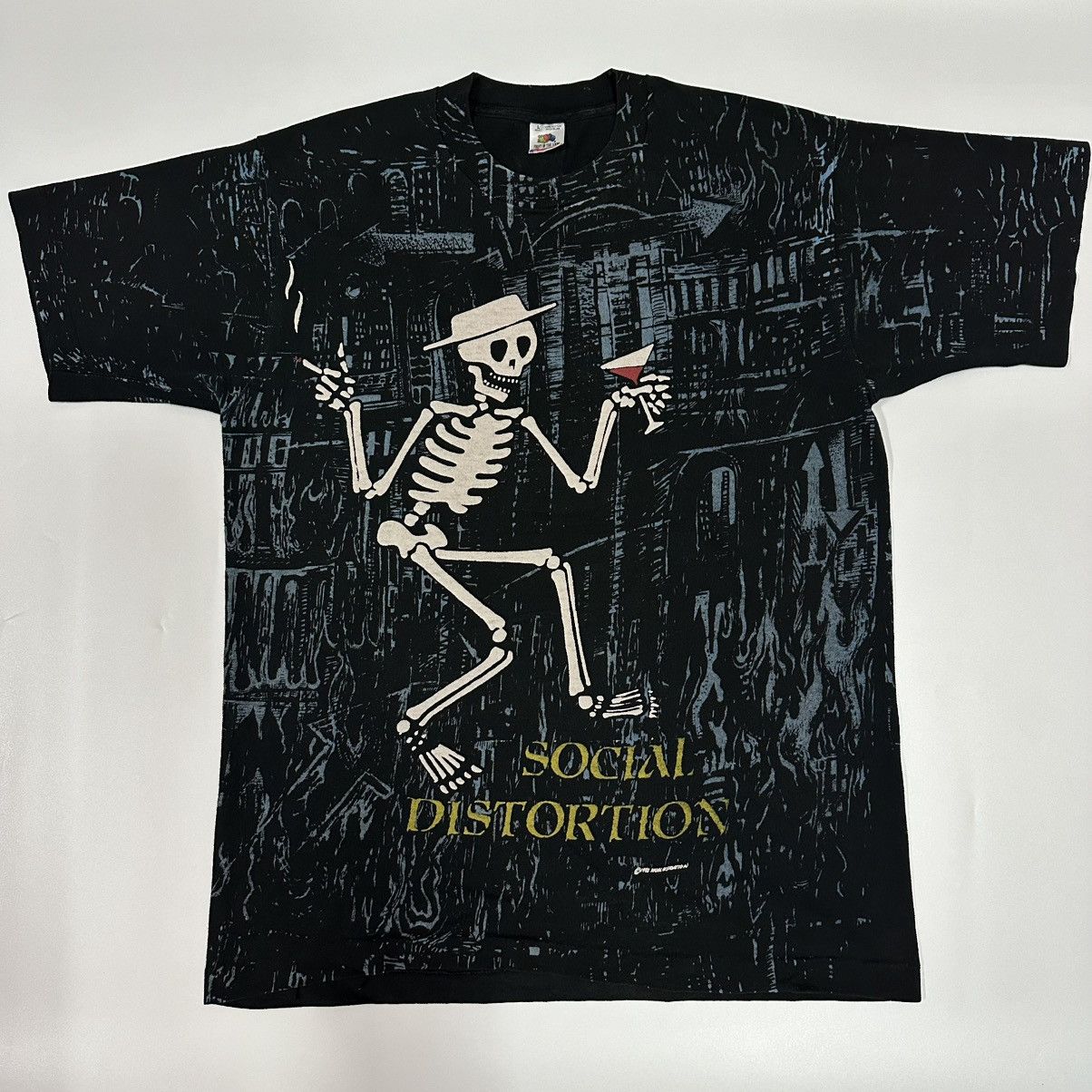 Band Tees × Fruit Of The Loom × Vintage Social Distortion VTG 90’s OVP Size US L / EU 52-54 / 3 - 1 Thumbnail