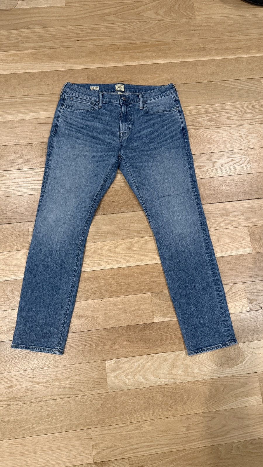J.Crew 34/30 484 J.Crew Denim Size US 34 / EU 50 - 1 Thumbnail