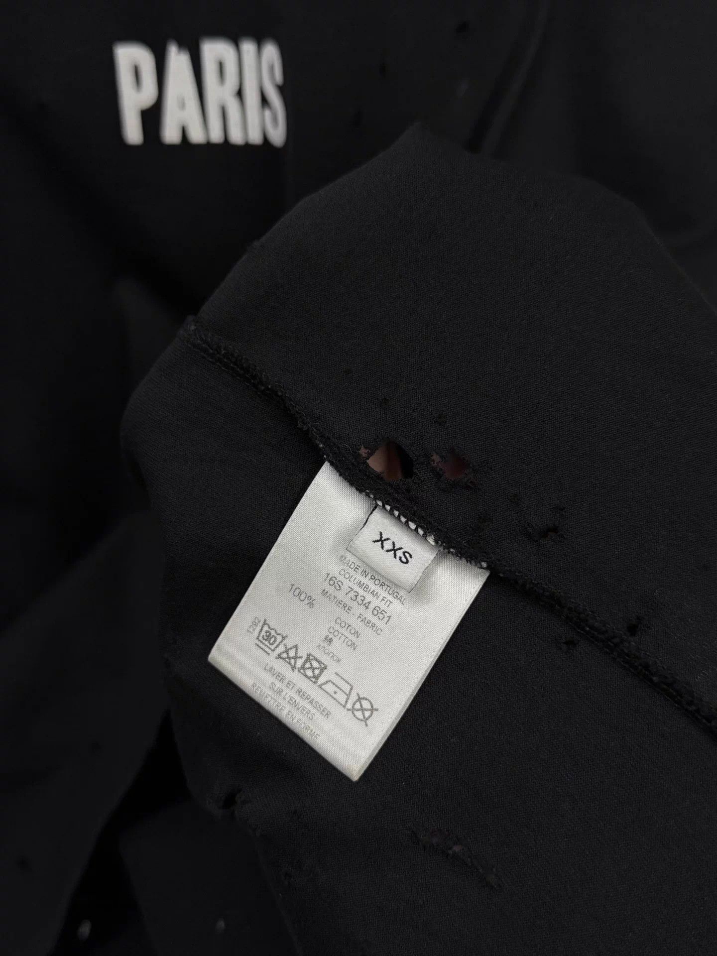 Givenchy Givenchy Black Distressed SS T-shirt XXS Used Size XXS / US 00 / IT 34 - 4 Thumbnail