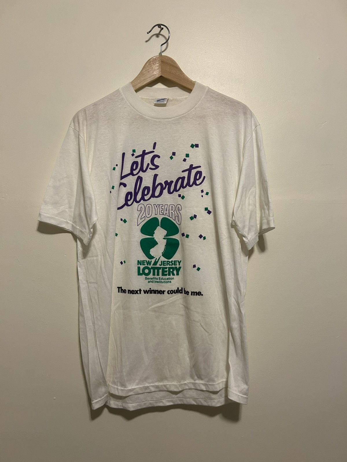 Jerzees 1990 Vintage “20th Anniversary” New Jersey Lottery Tee Size US XL / EU 56 / 4 - 1 Thumbnail