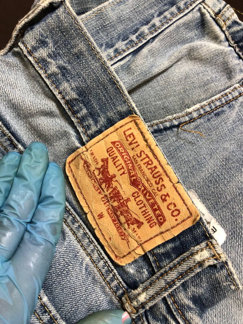 Levi's Levis 505 Button Fly Straight Leg Jeans Med Wash Size US 34 / EU 50 - 6 Thumbnail
