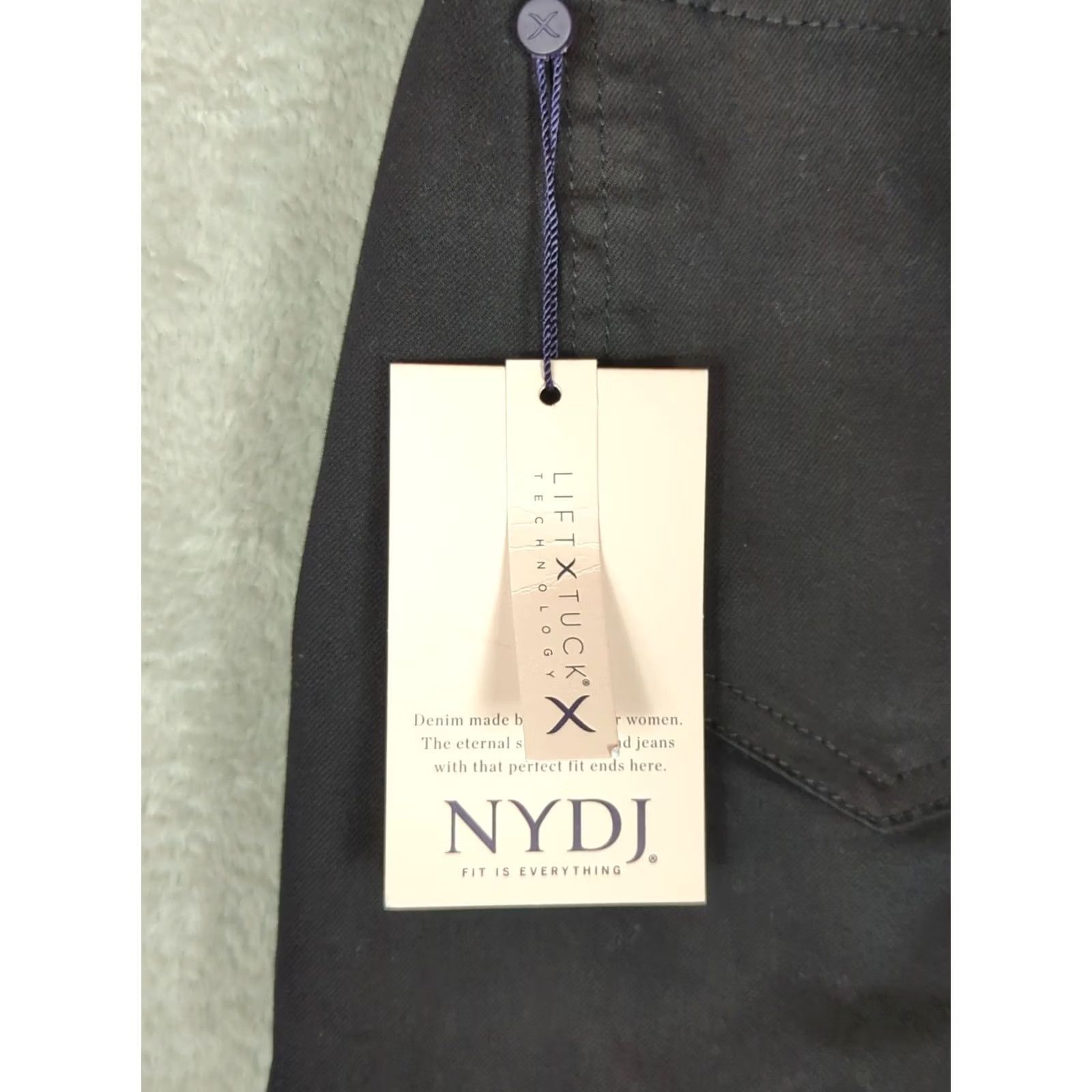 NYDJ NYDJ Bermuda Shorts 16P Black Ella Denim Zip Side Slits 5-Pocket Women’s Comfort Size 38" / US 16 / IT 52 - 4 Thumbnail