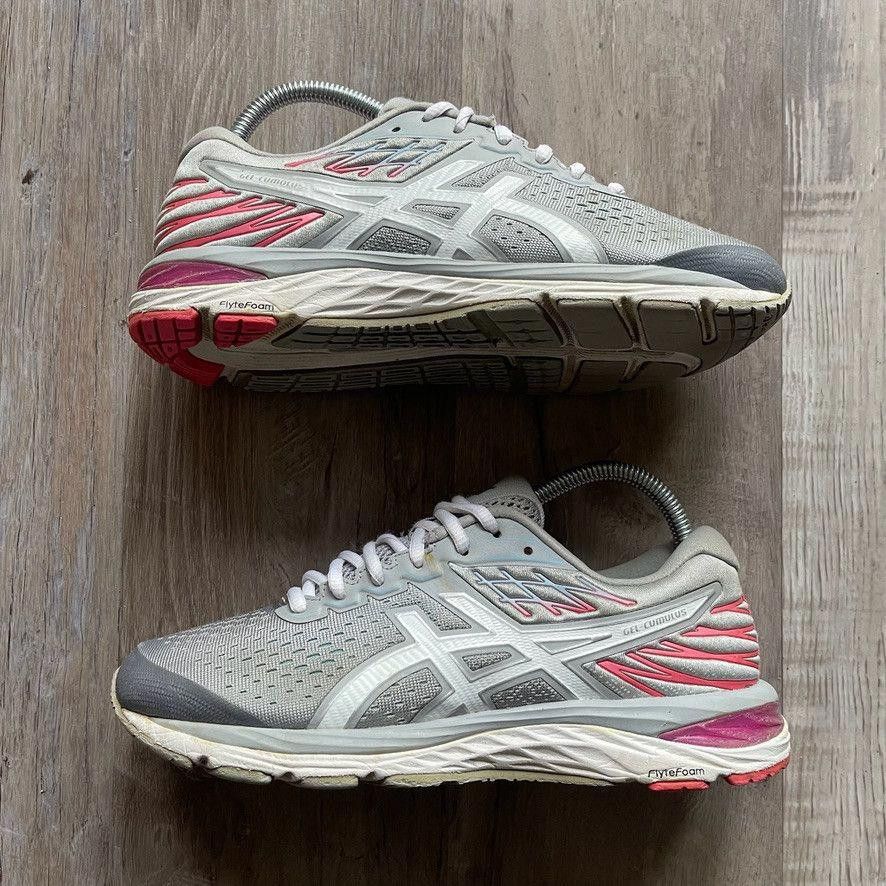 Asics ASICS • WMNS Gel-Cumulus 21 (6M) Size US 6 / EU 39 - 2 Thumbnail