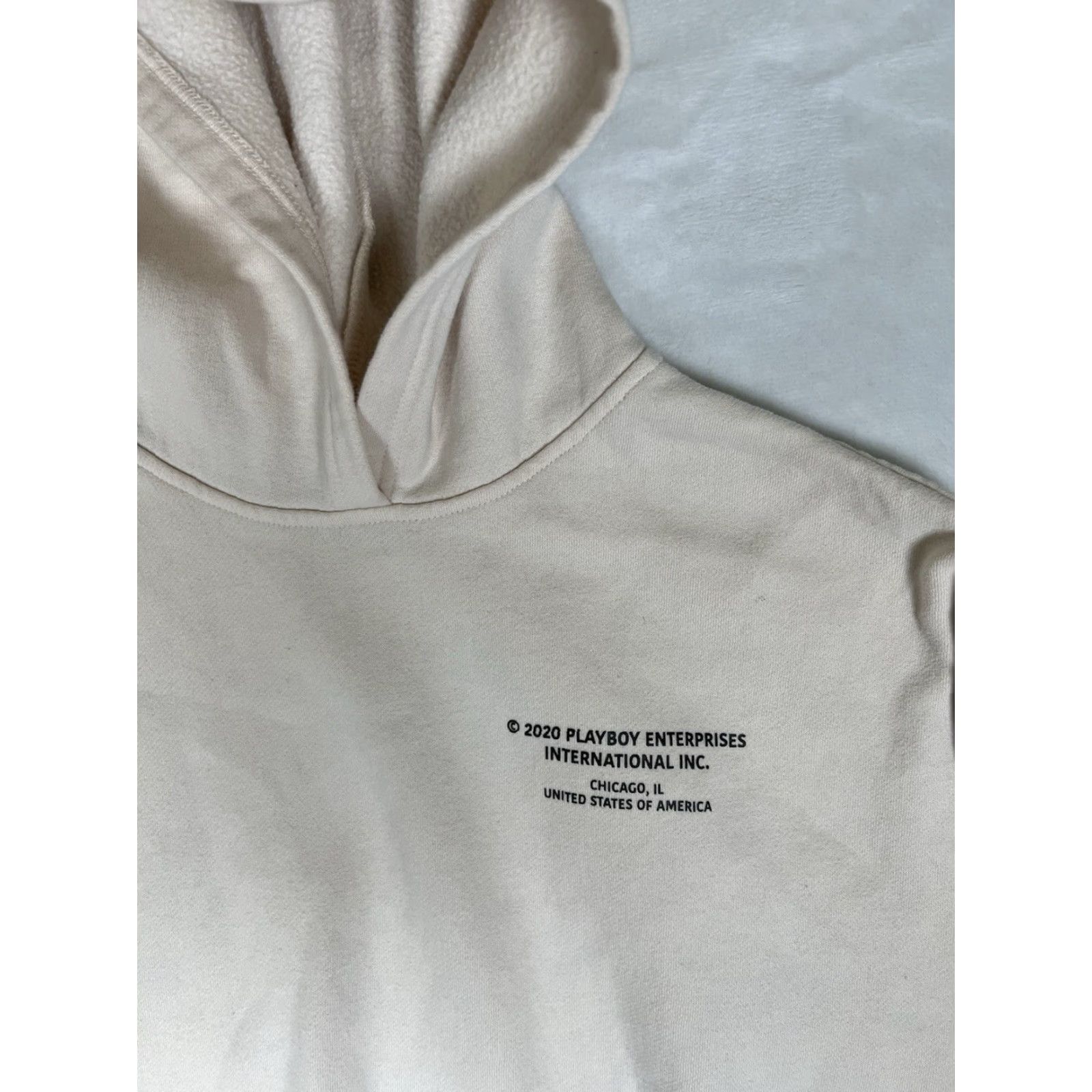 Pacsun VINTAGE Play Boy X Pac Sun Hoodie Sweatshirt Size Medium Beige 2020 Pullover Mens Boys Hooded Graphic Print Pockets 90s Size US M / EU 48-50 / 2 - 3 Thumbnail