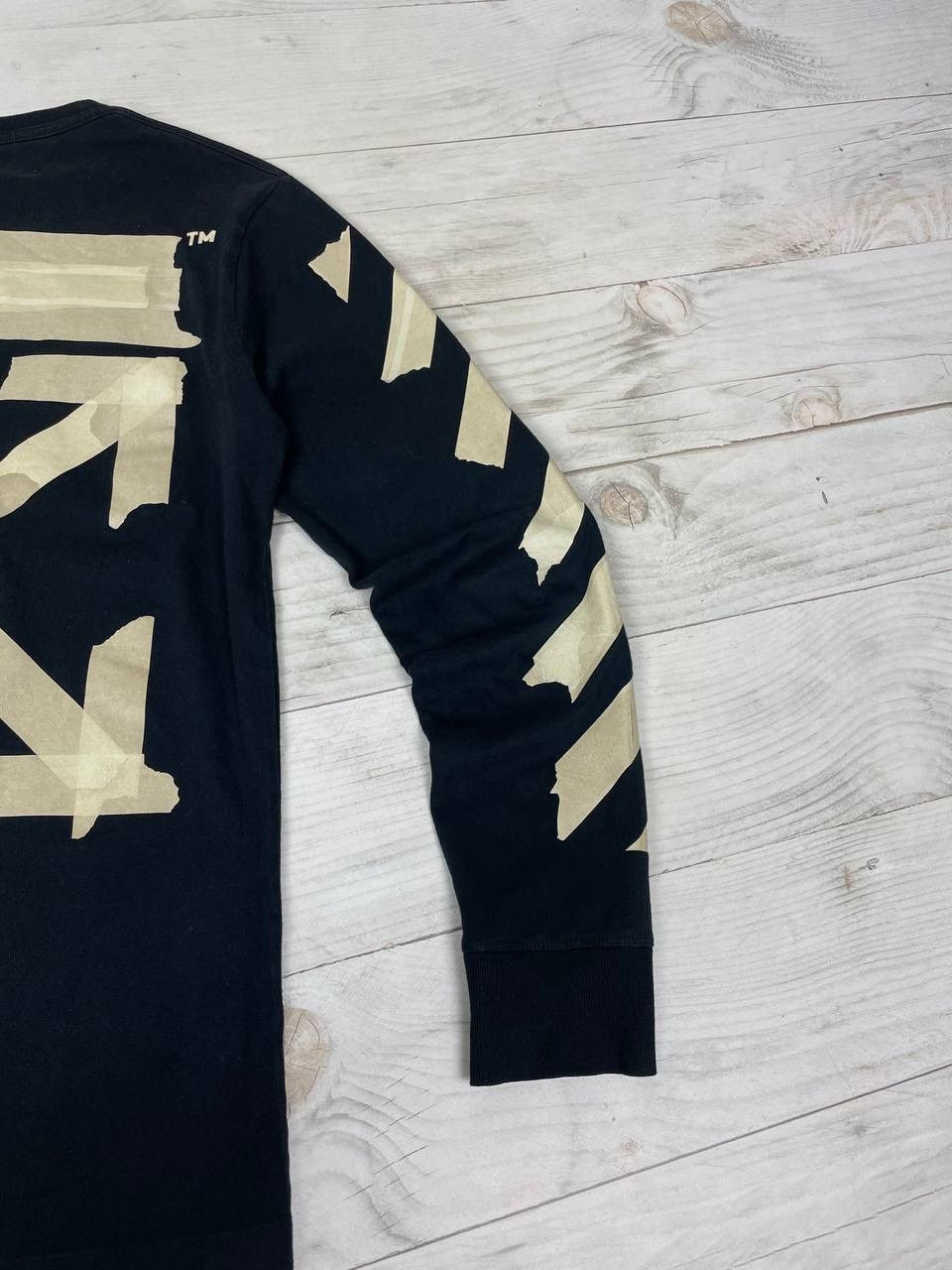 Off-White Off-White Big Logo Print Long Sleeve T-Shirt Y2K Size US S / EU 44-46 / 1 - 22 Thumbnail