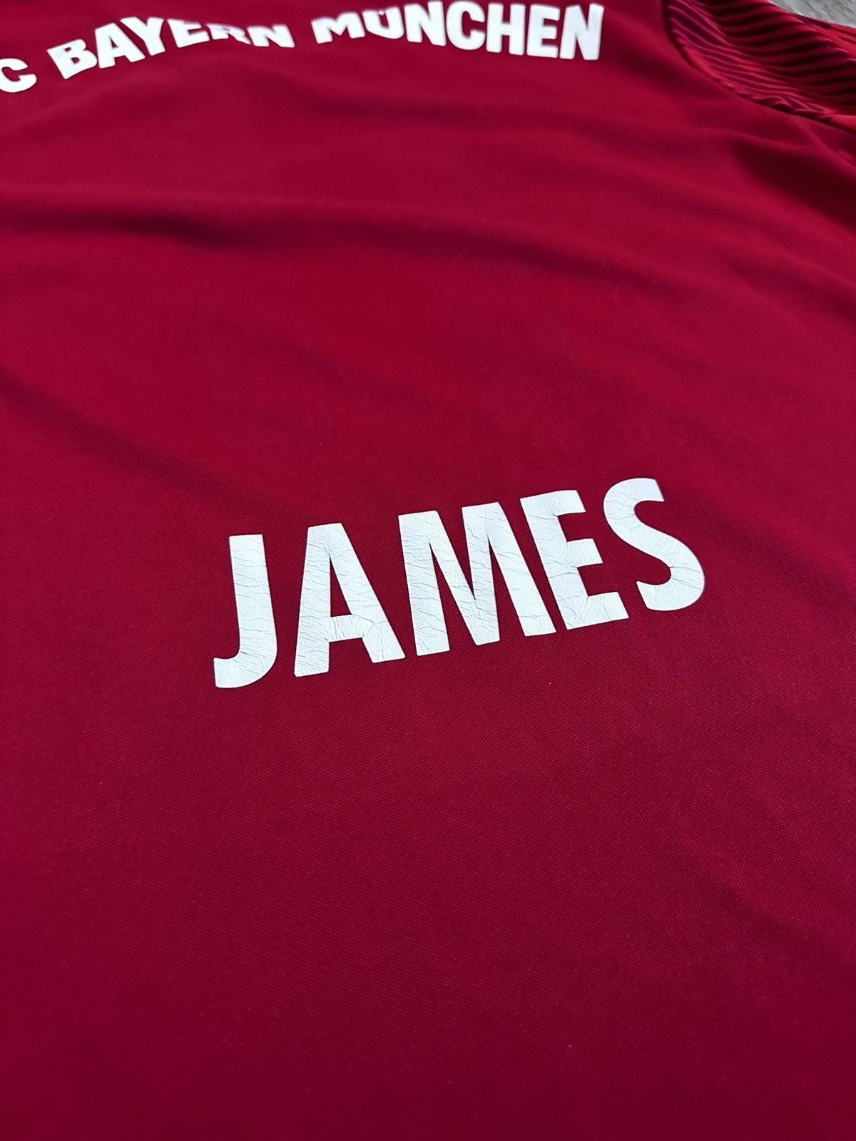 Adidas Adidas FC Bayern München Home Jersey 2018/19 James Rodríguez Size US M / EU 48-50 / 2 - 15 Thumbnail