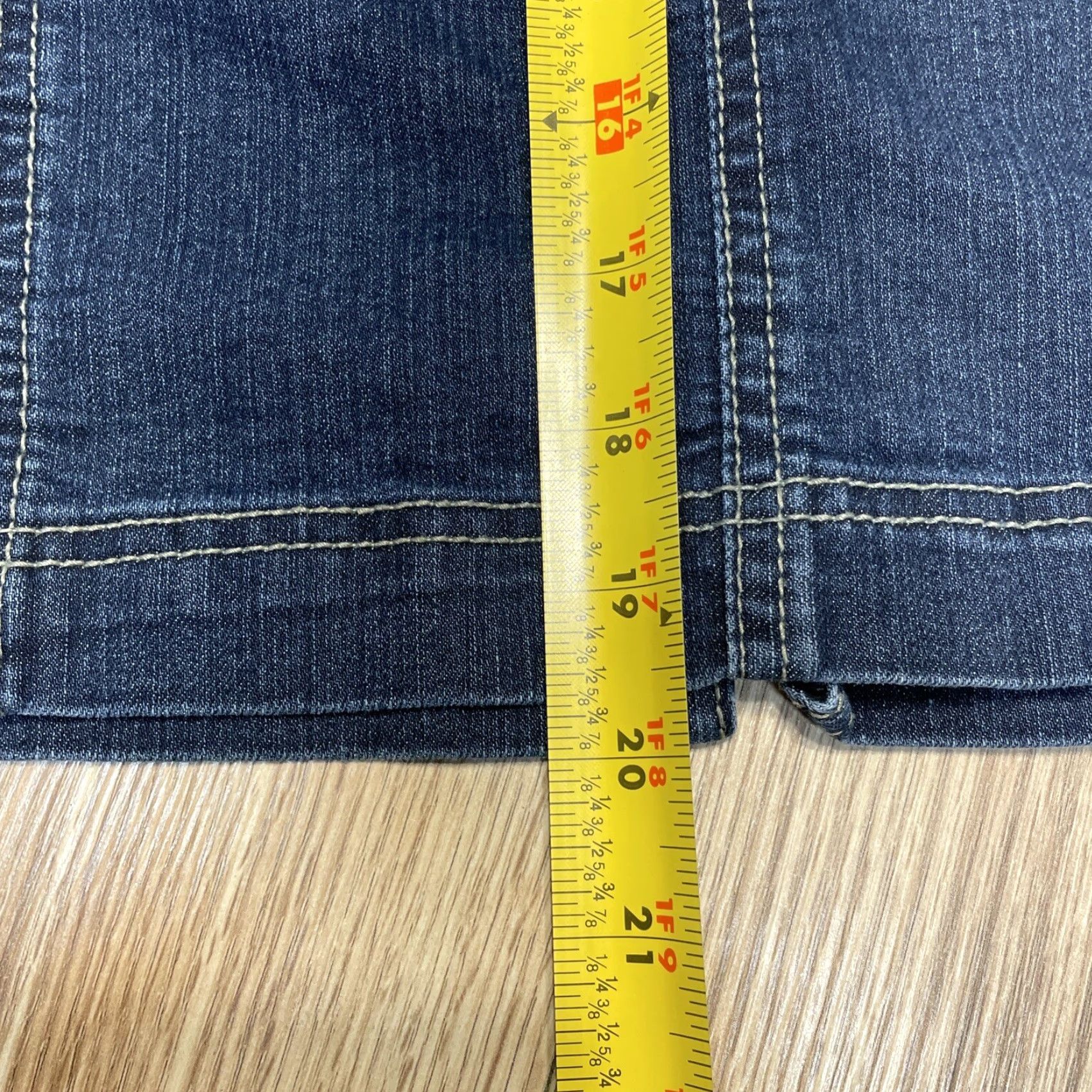 Vintage VINTAGE Christopher & Banks A-Line Skirt Women's Regular Size 12 Blue Denim Short Size 34" / US 12 / IT 48 - 7 Thumbnail