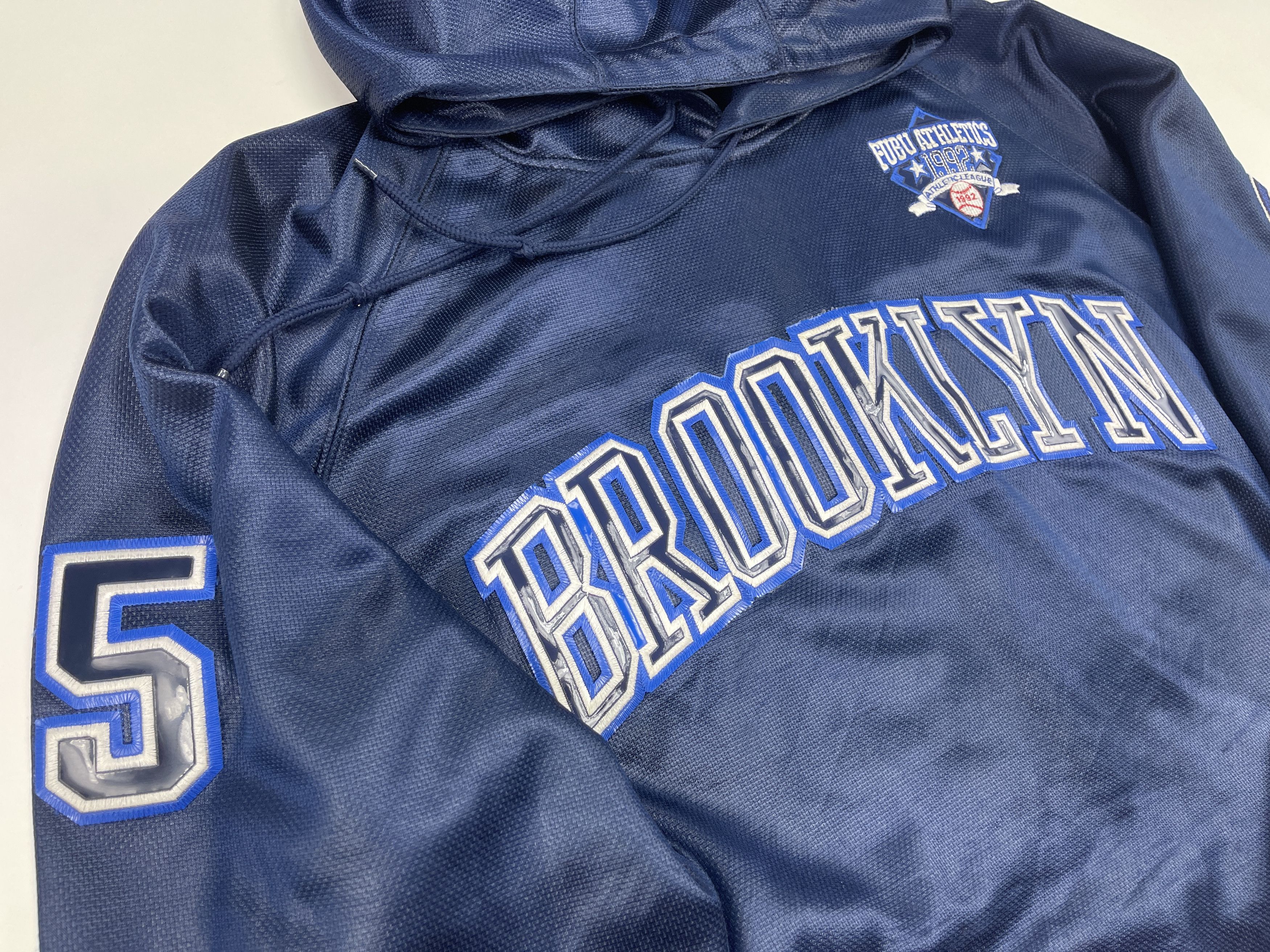 Fubu FUBU hoodie, Brooklyn t-shirt vintage New York City Series L Size US L / EU 52-54 / 3 - 6 Thumbnail