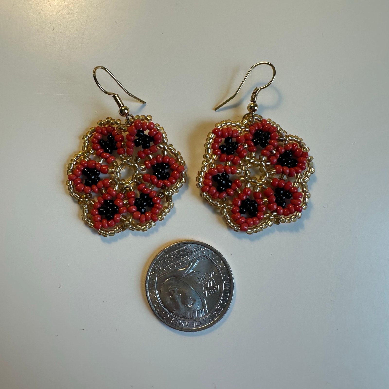 Other Flower Dangle Beaded Earrings Multicolor Orange Black Gold Size ONE SIZE - 4 Thumbnail