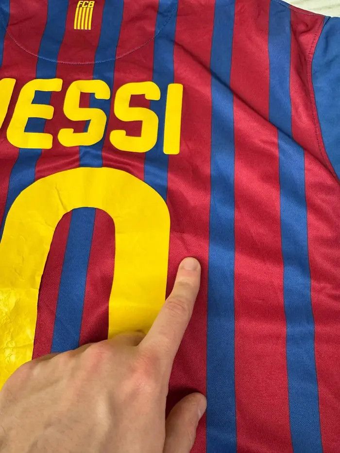 Nike Nike FC Barcelona 2011 2012 Messi #10 Home Shirt Jersey Size US L / EU 52-54 / 3 - 19 Thumbnail